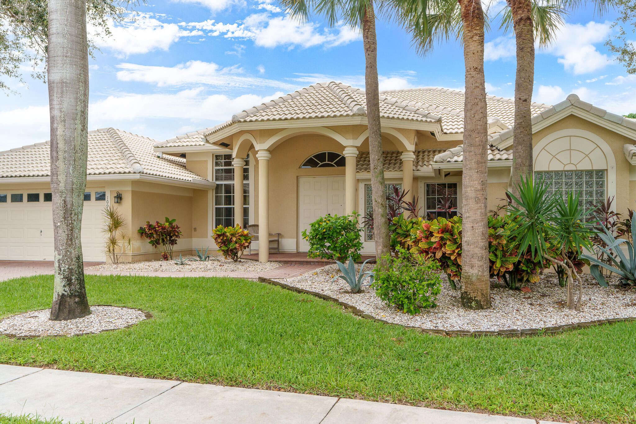 10911 King Bay Drive