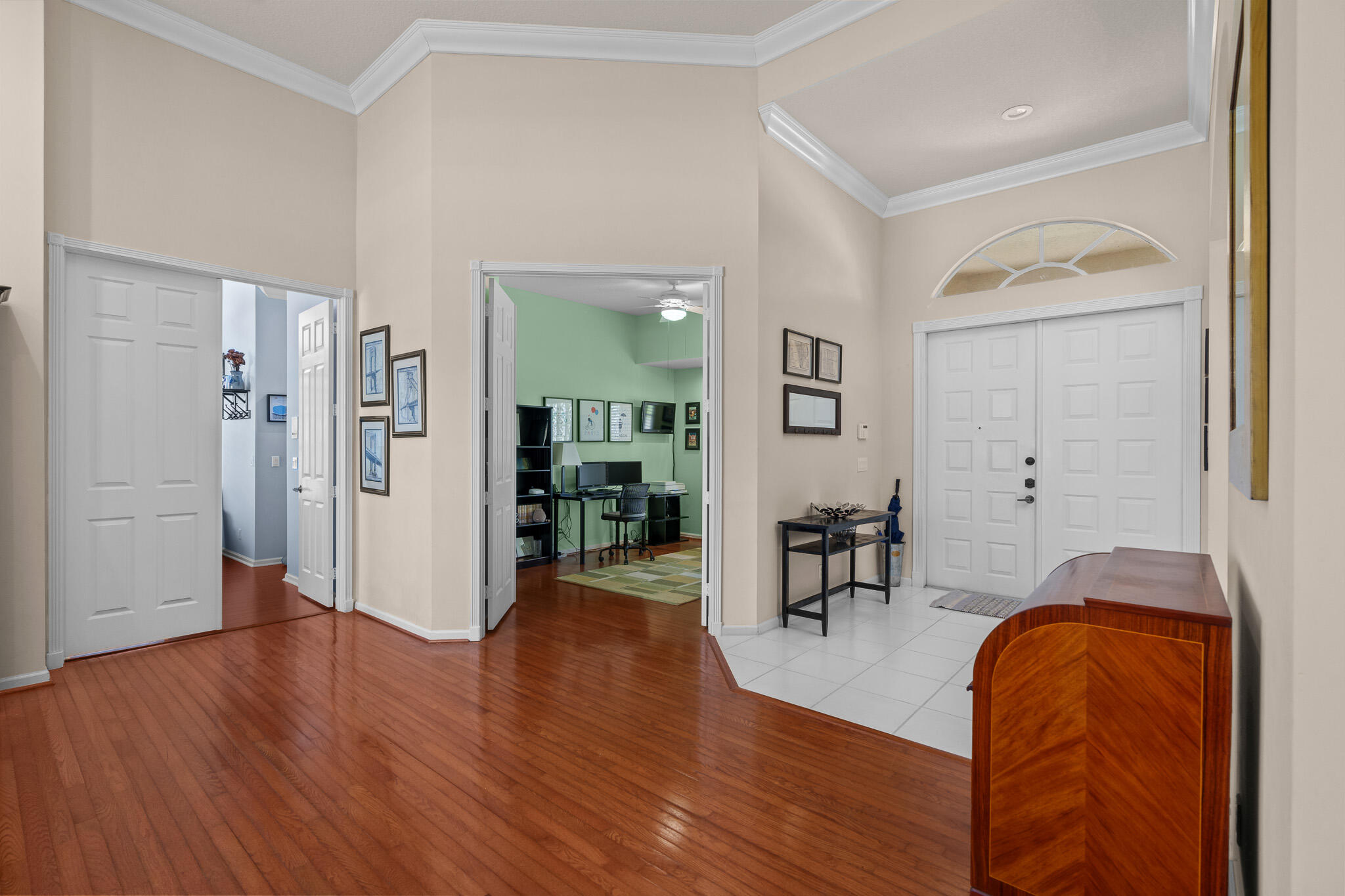 10911 King Bay Drive