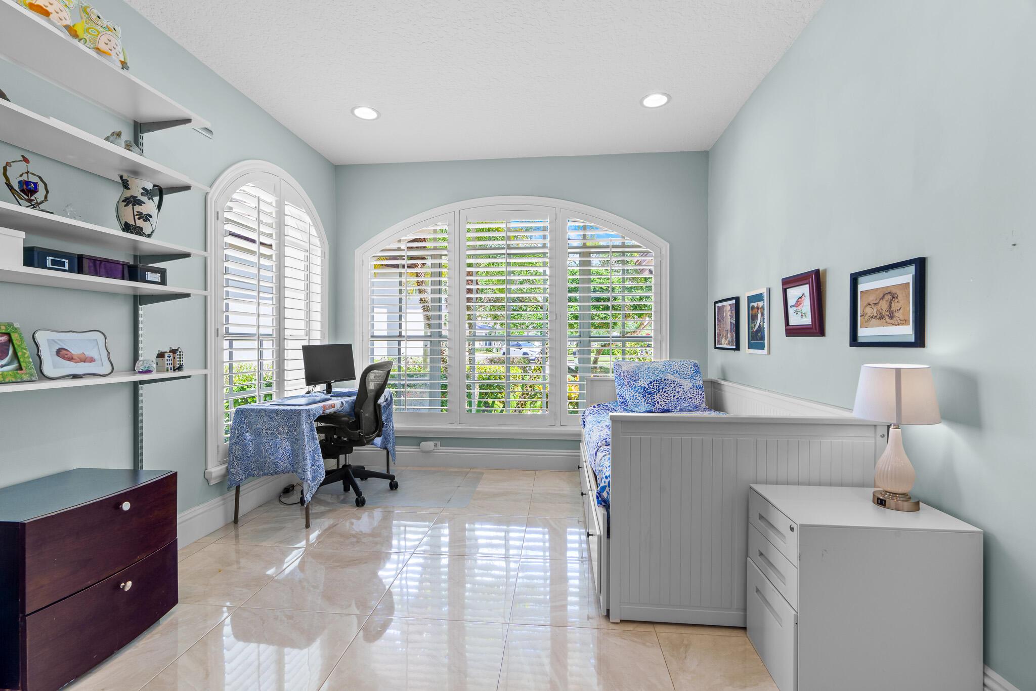 3420 NW 51st Place
