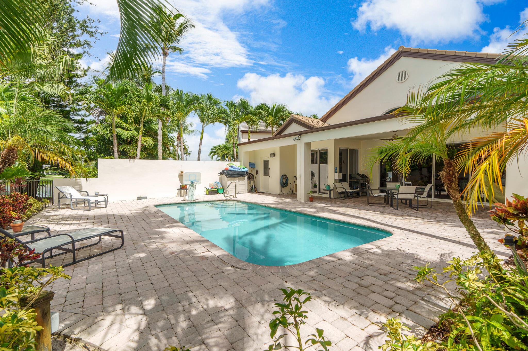 3420 NW 51st Place