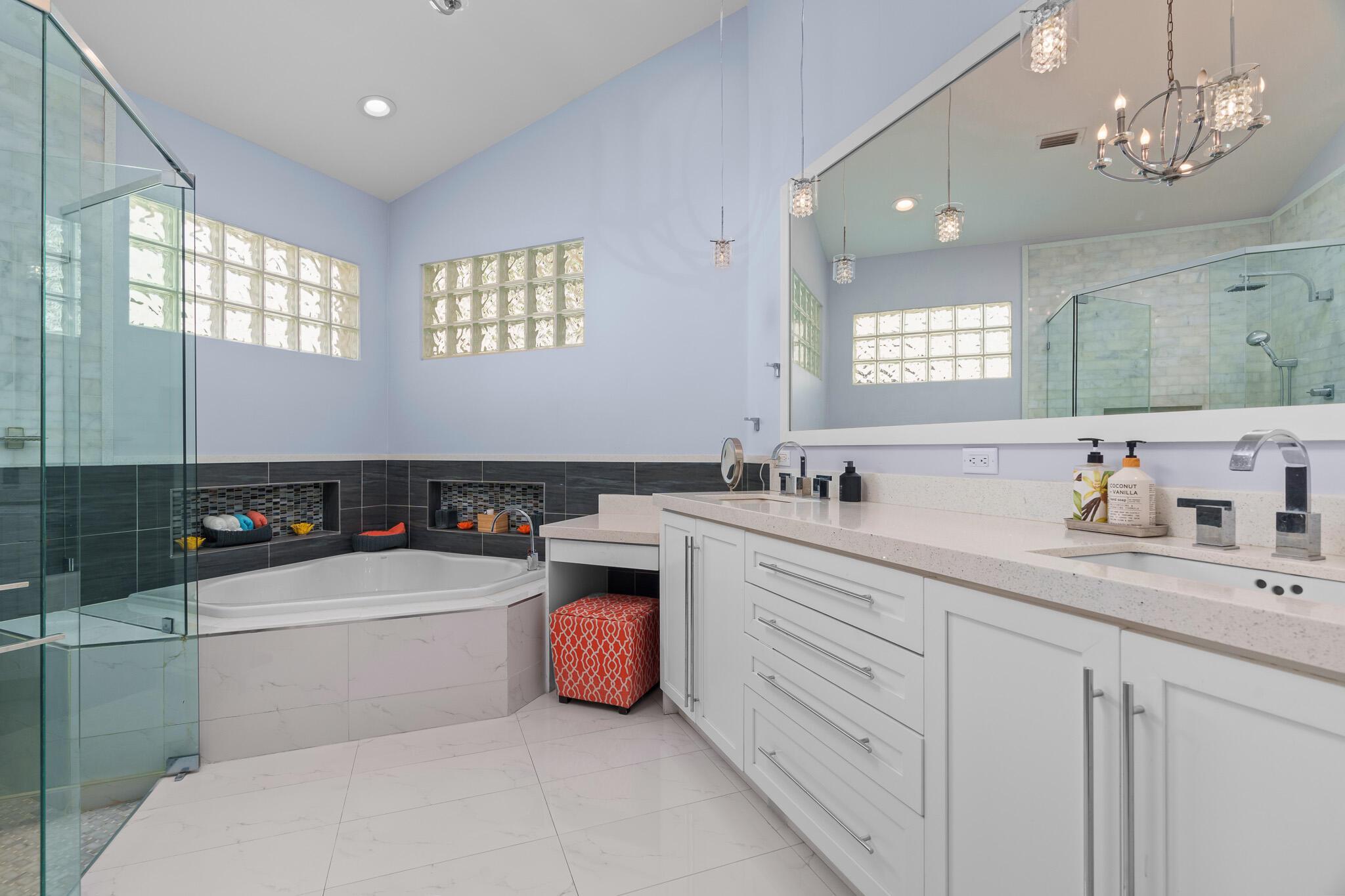 3420 NW 51st Place