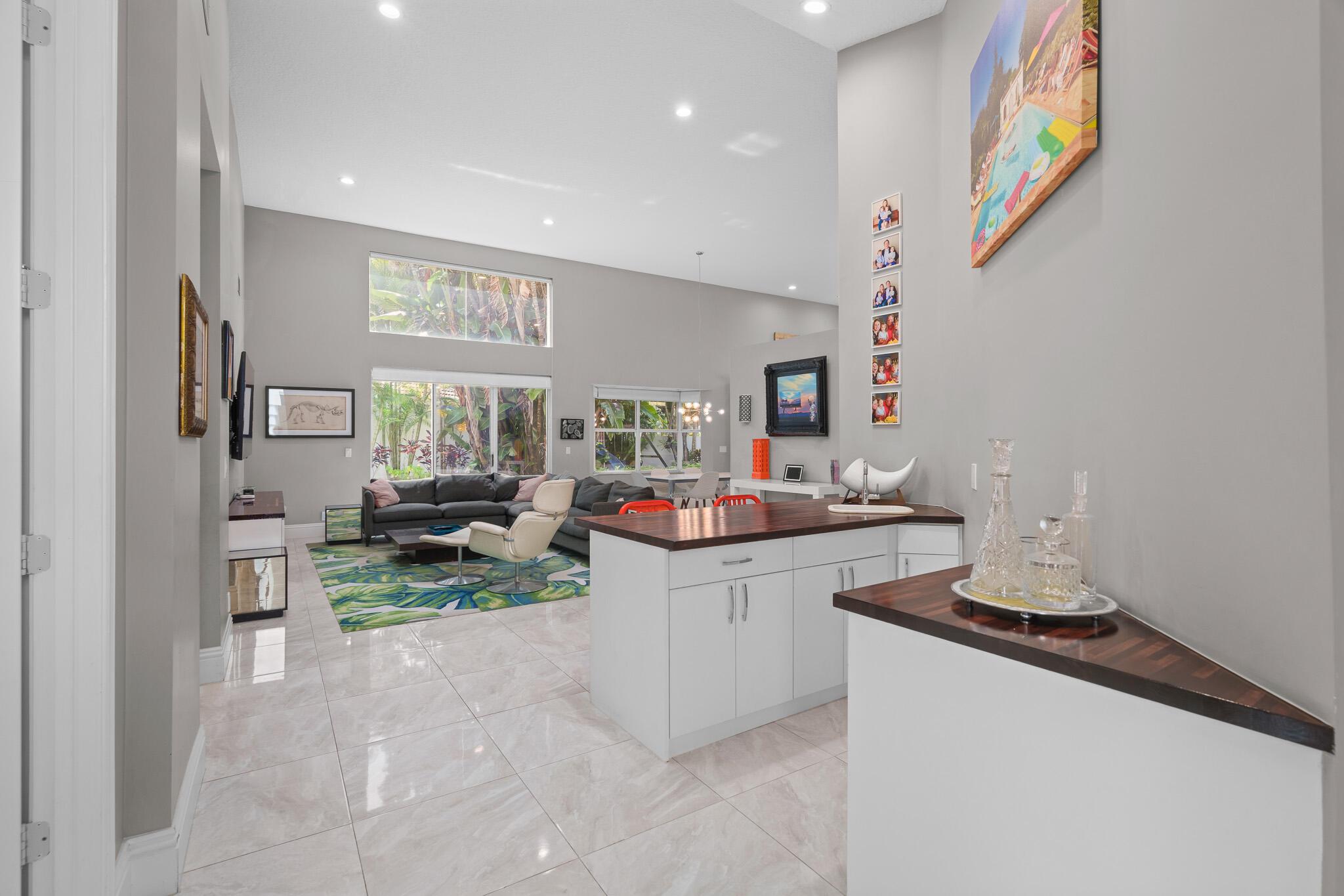 3420 NW 51st Place