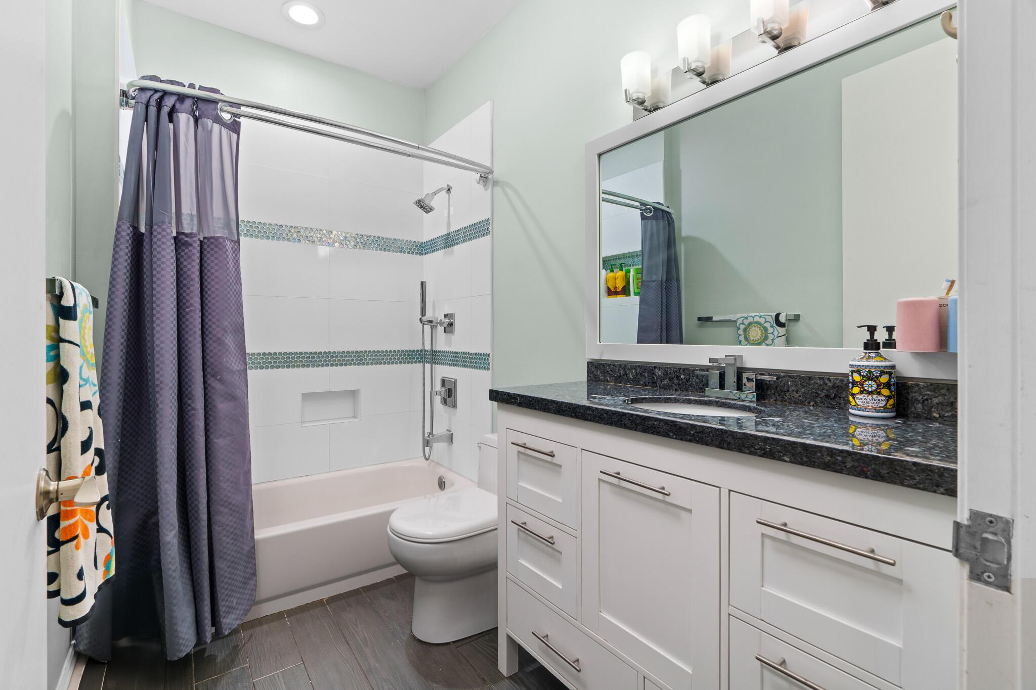 3420 NW 51st Place