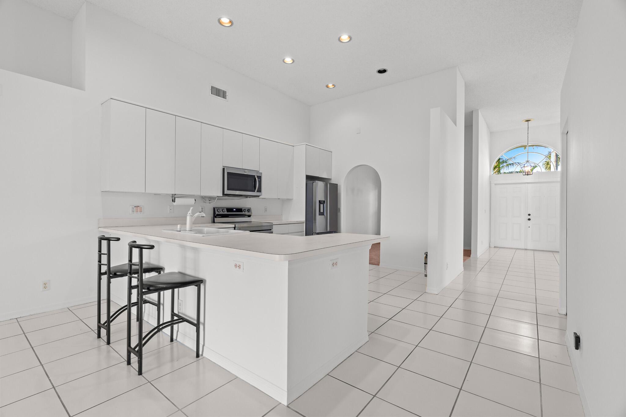 19538 Dinner Key Drive