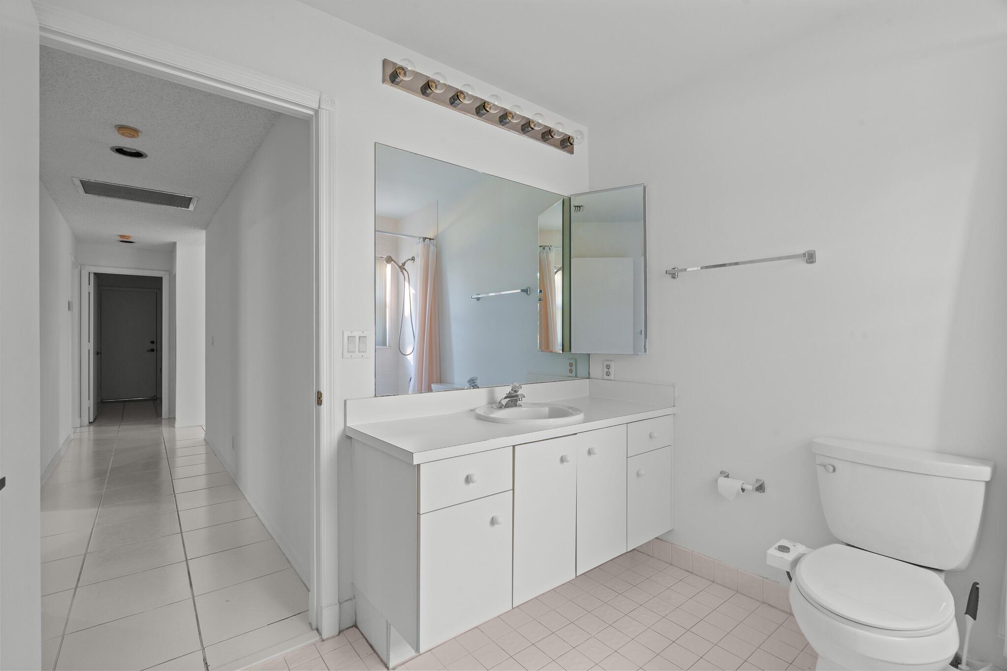 19538 Dinner Key Drive