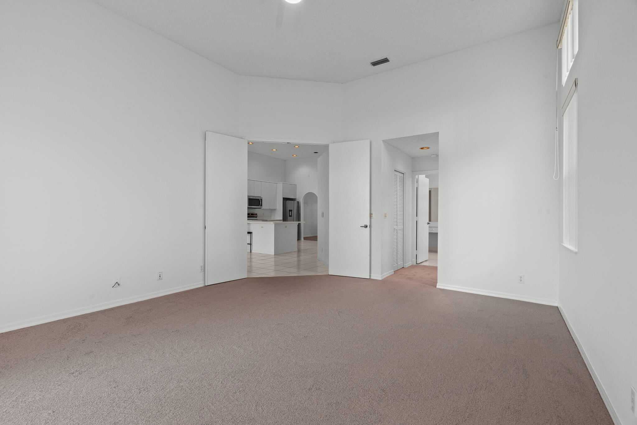 19538 Dinner Key Drive