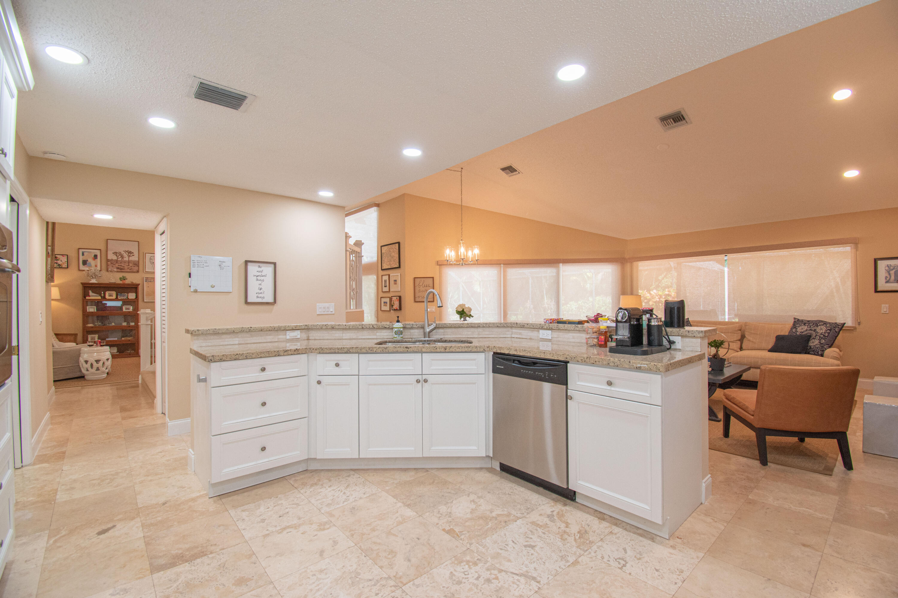3005 Hampton Circle
