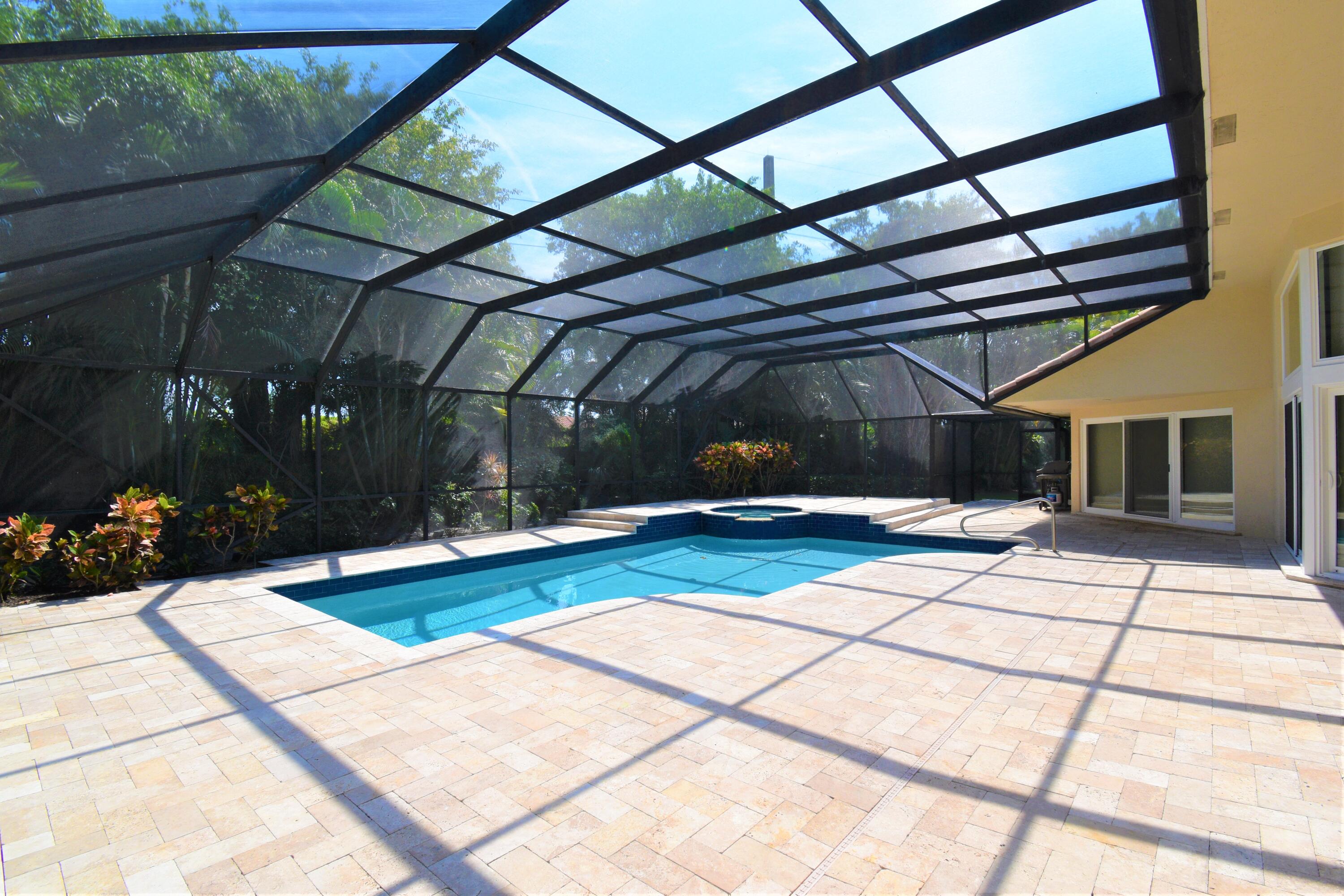 3005 Hampton Circle