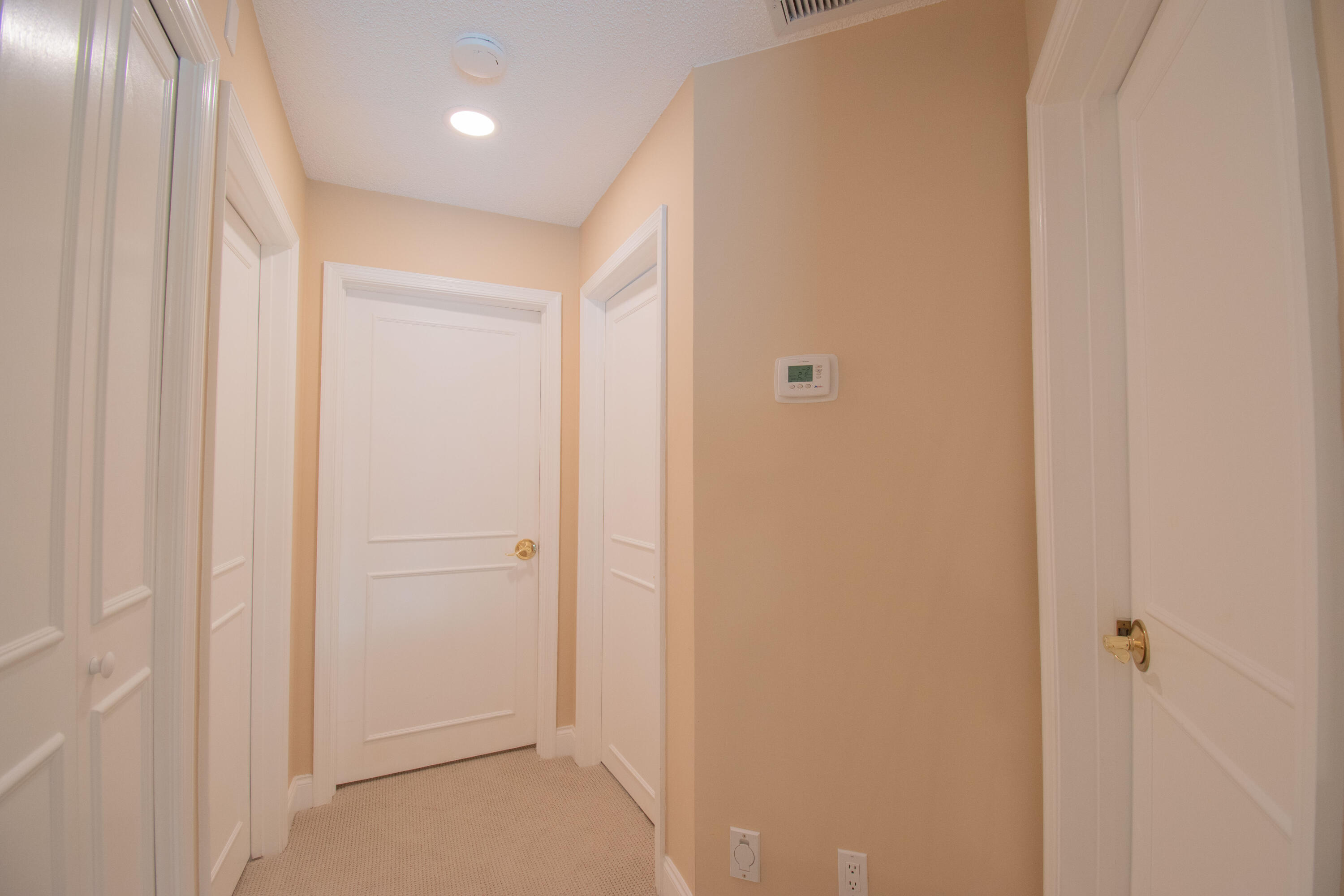 3005 Hampton Circle