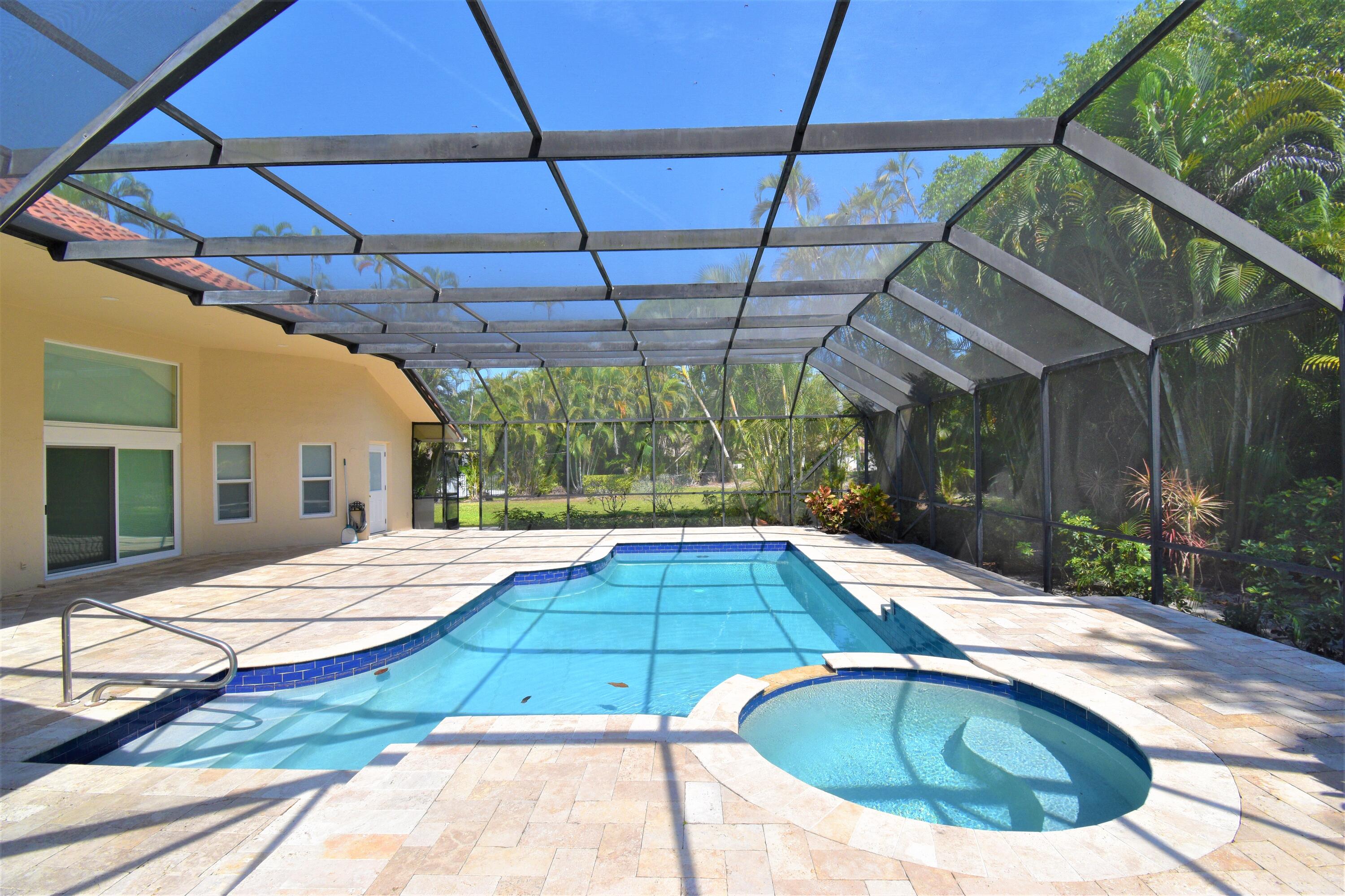 3005 Hampton Circle