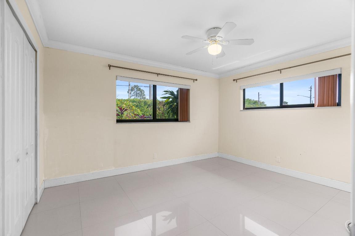 4696 Greentree Path B