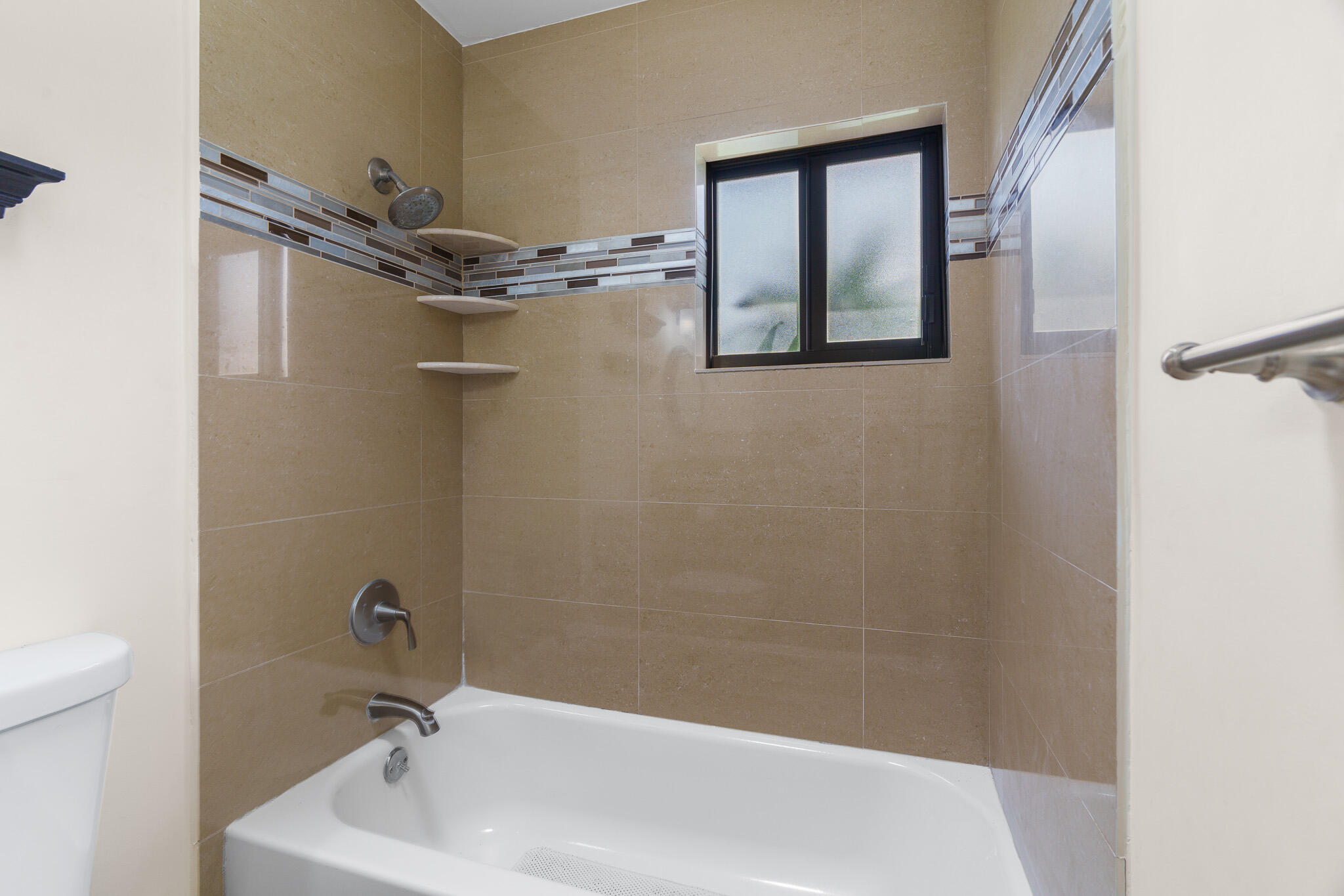 4696 Greentree Path B