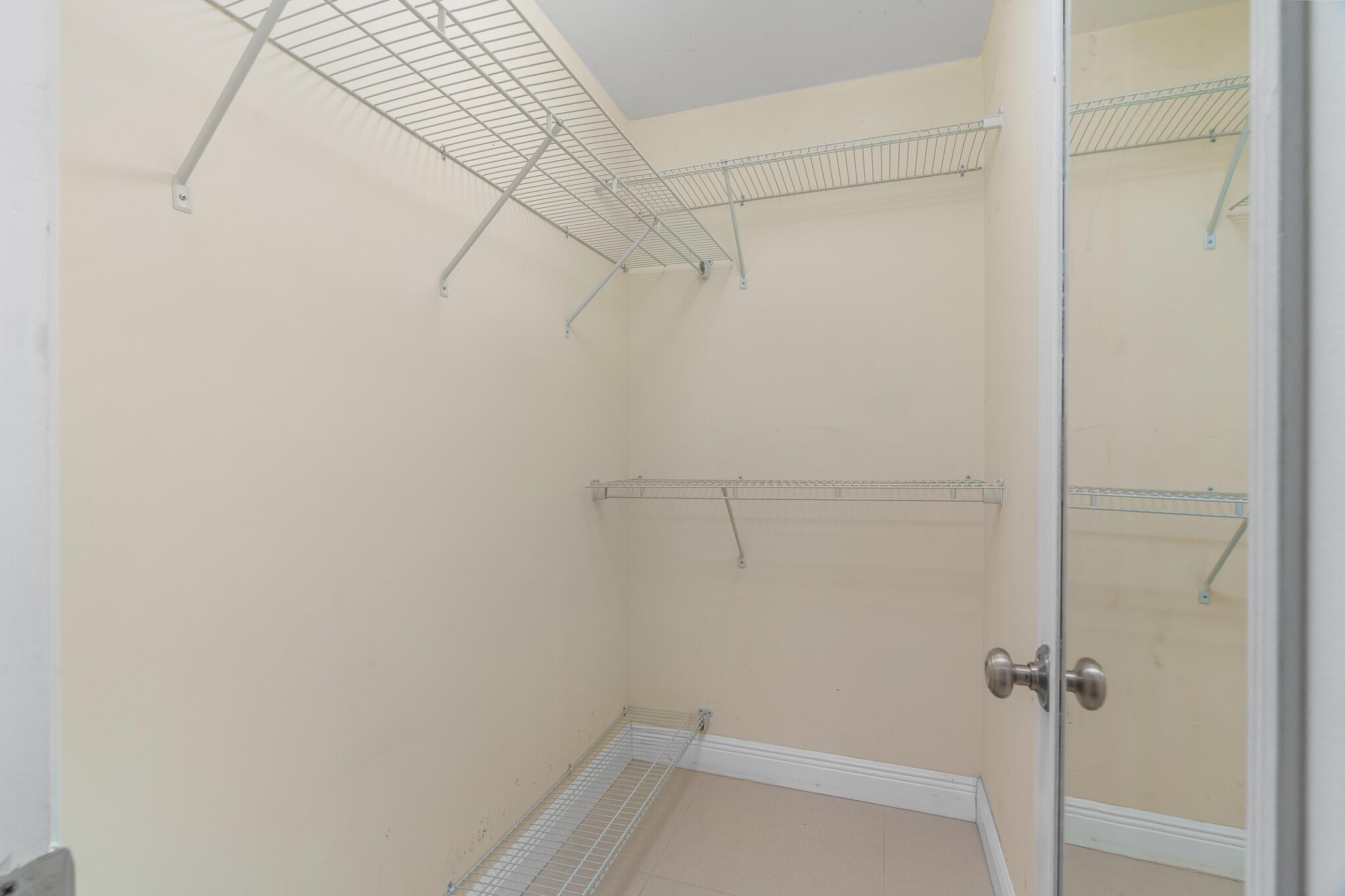 4696 Greentree Path B