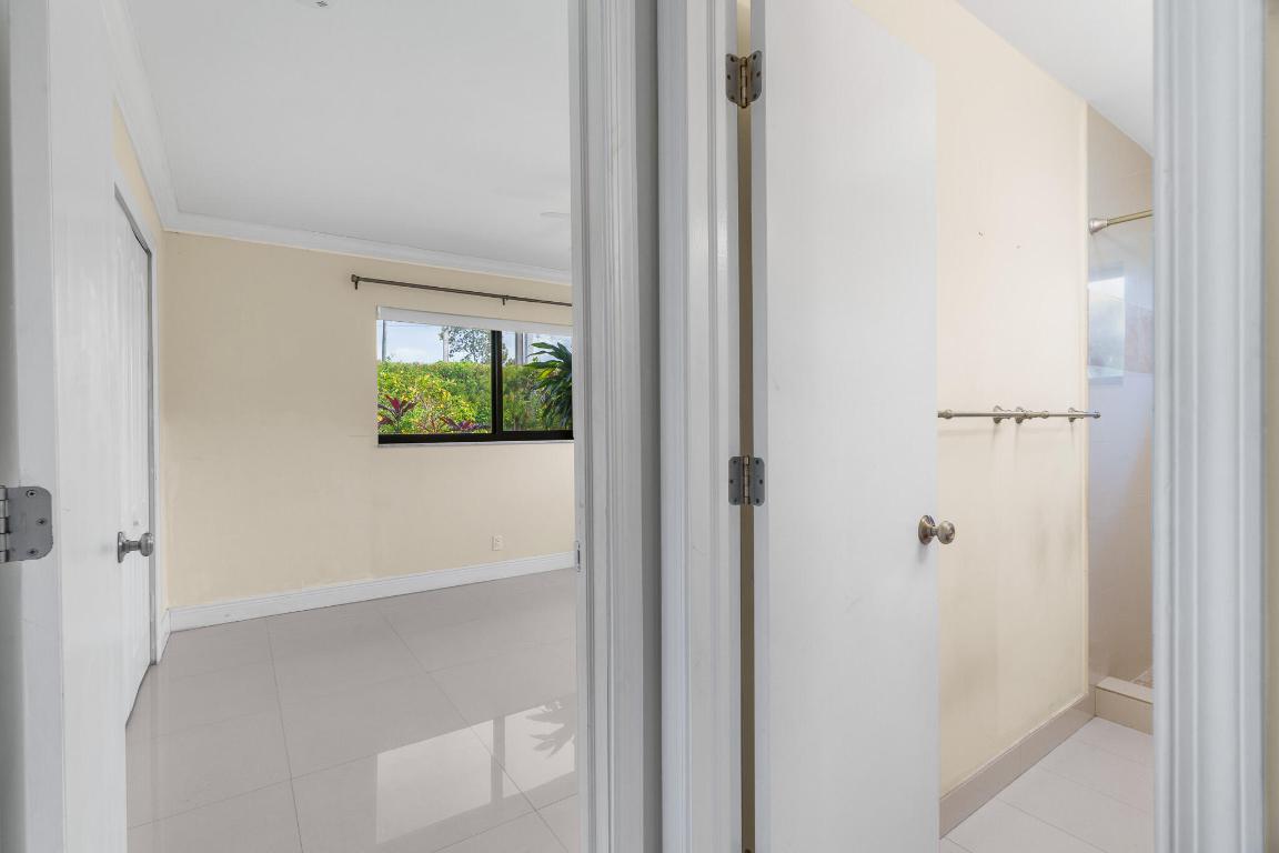 4696 Greentree Path B