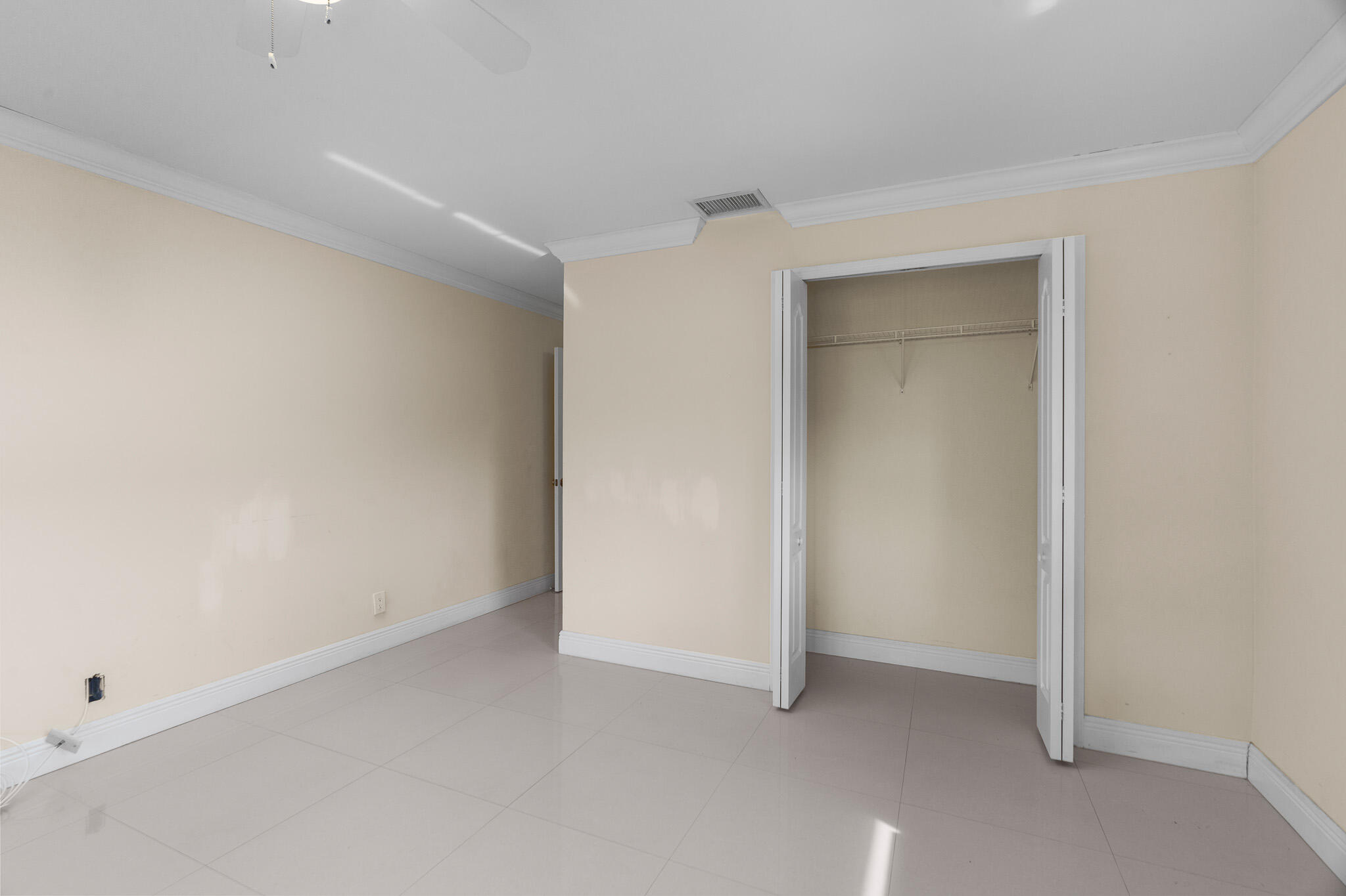 4696 Greentree Path B