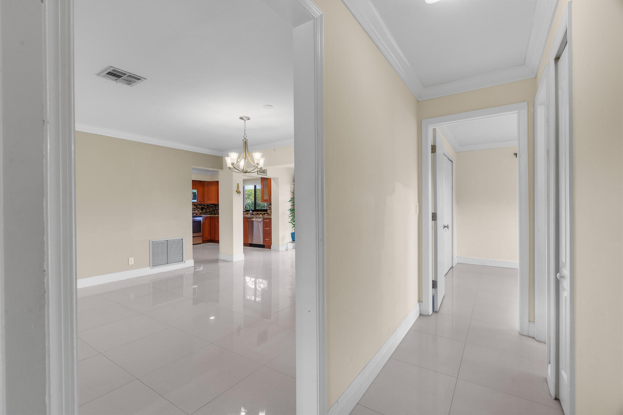 4696 Greentree Path B