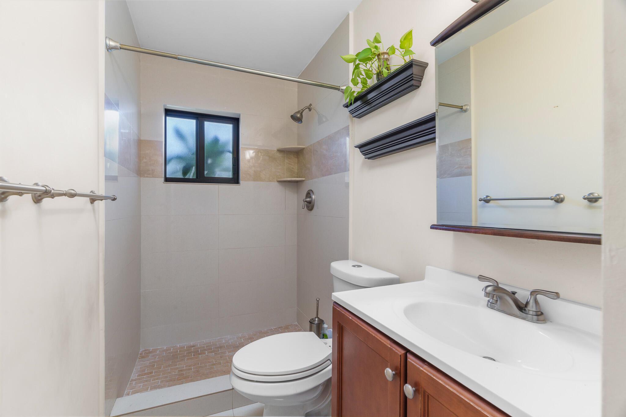 4696 Greentree Path B