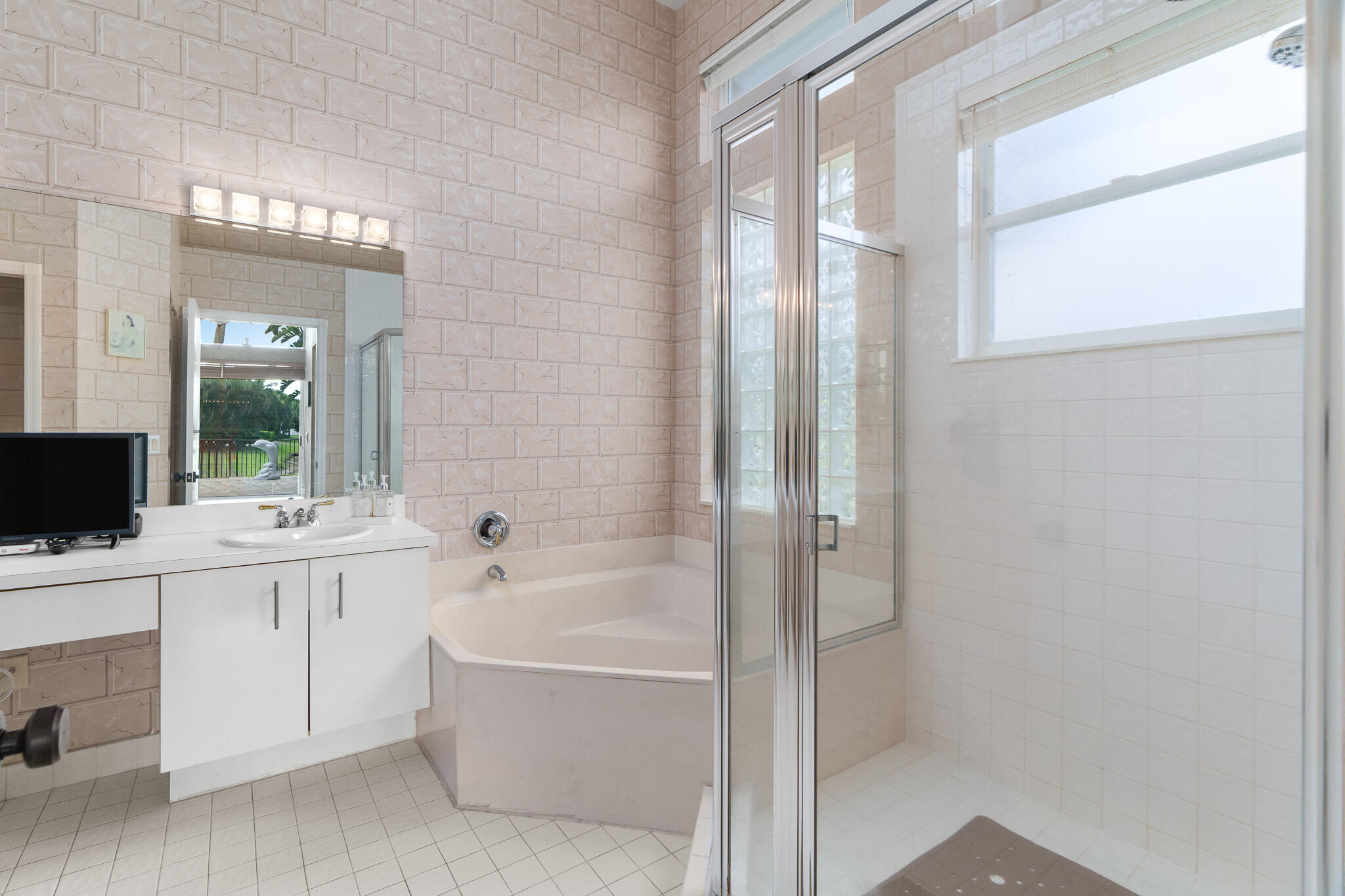 19699 Dinner Key Drive