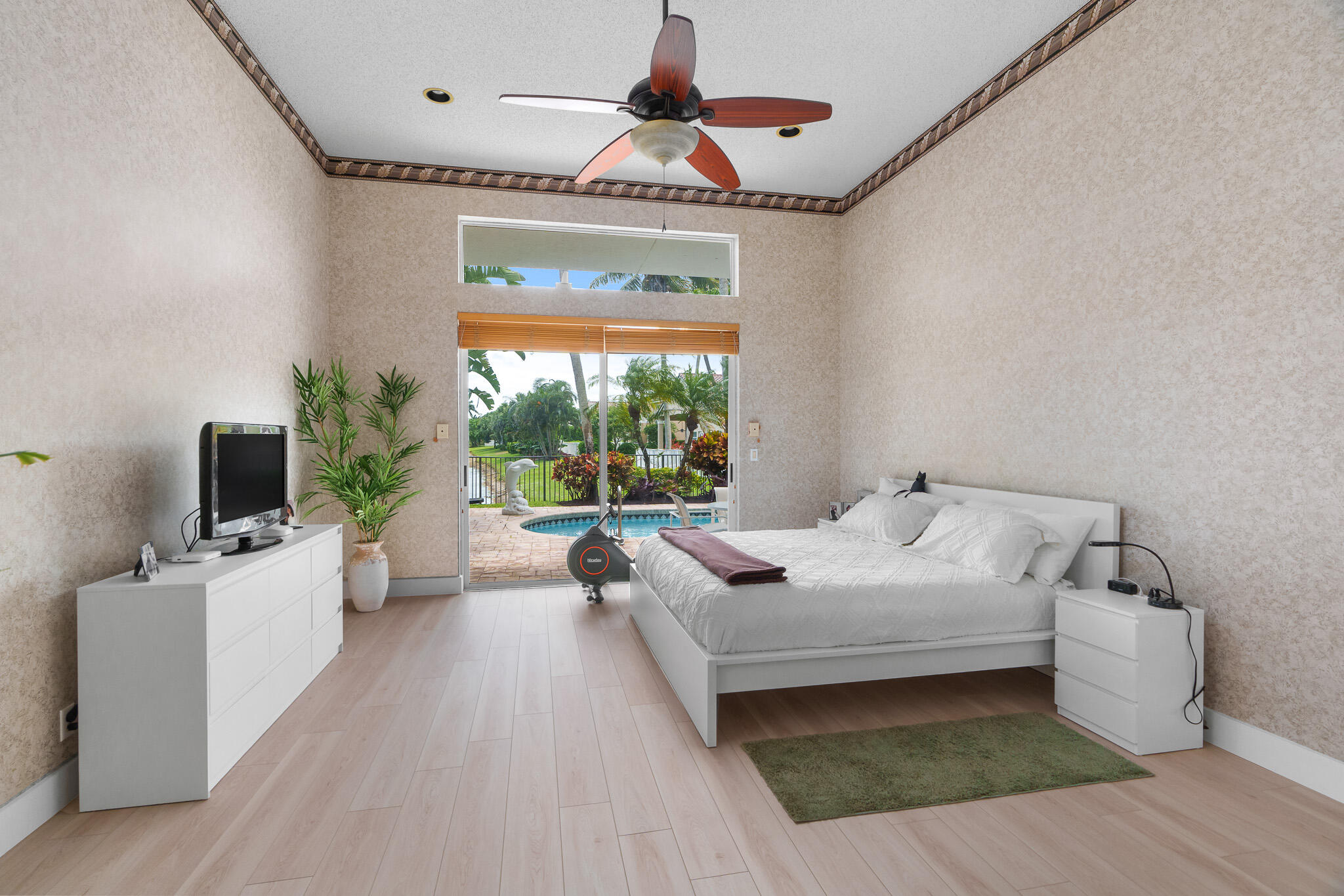 19699 Dinner Key Drive