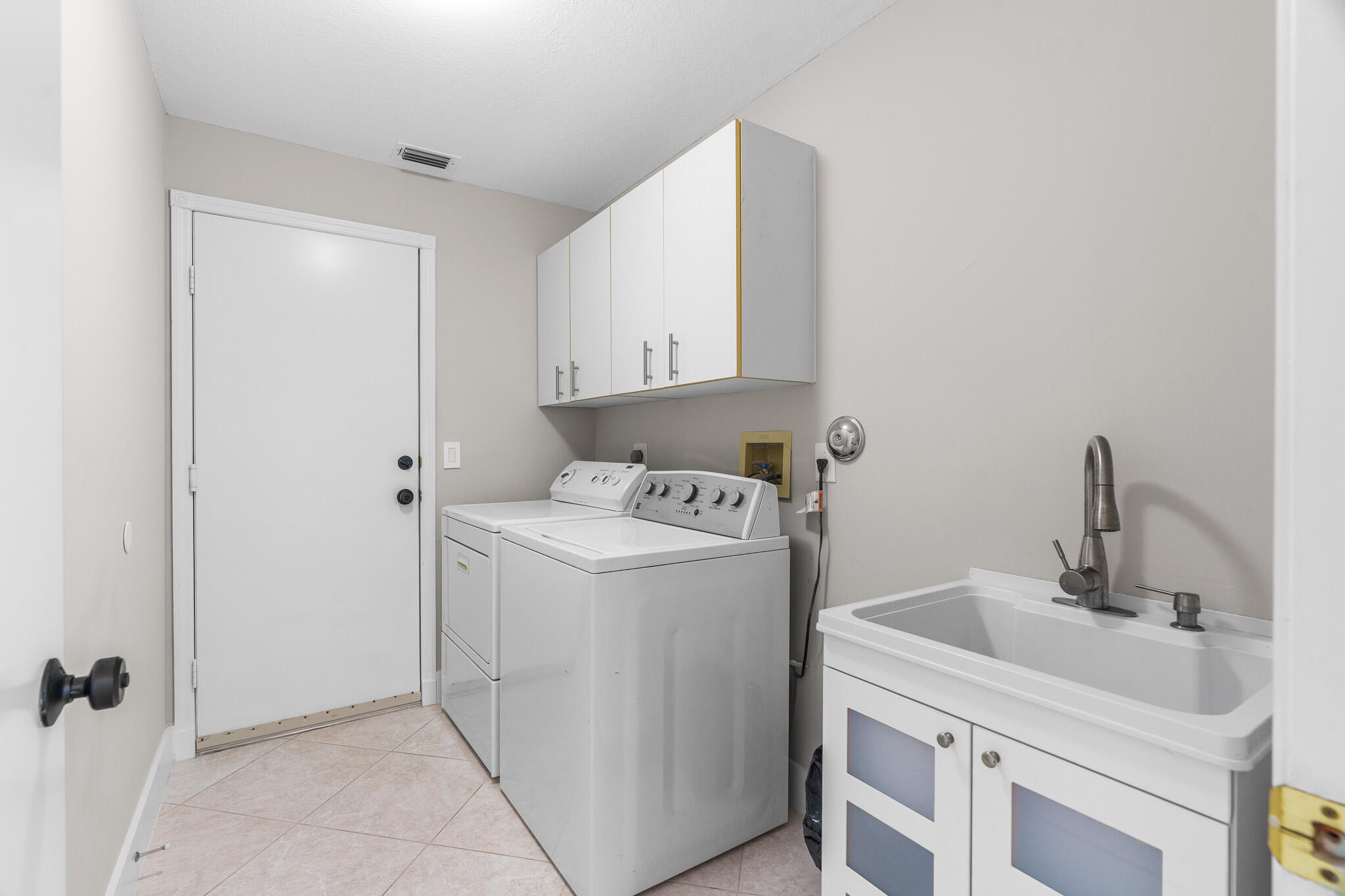 19699 Dinner Key Drive