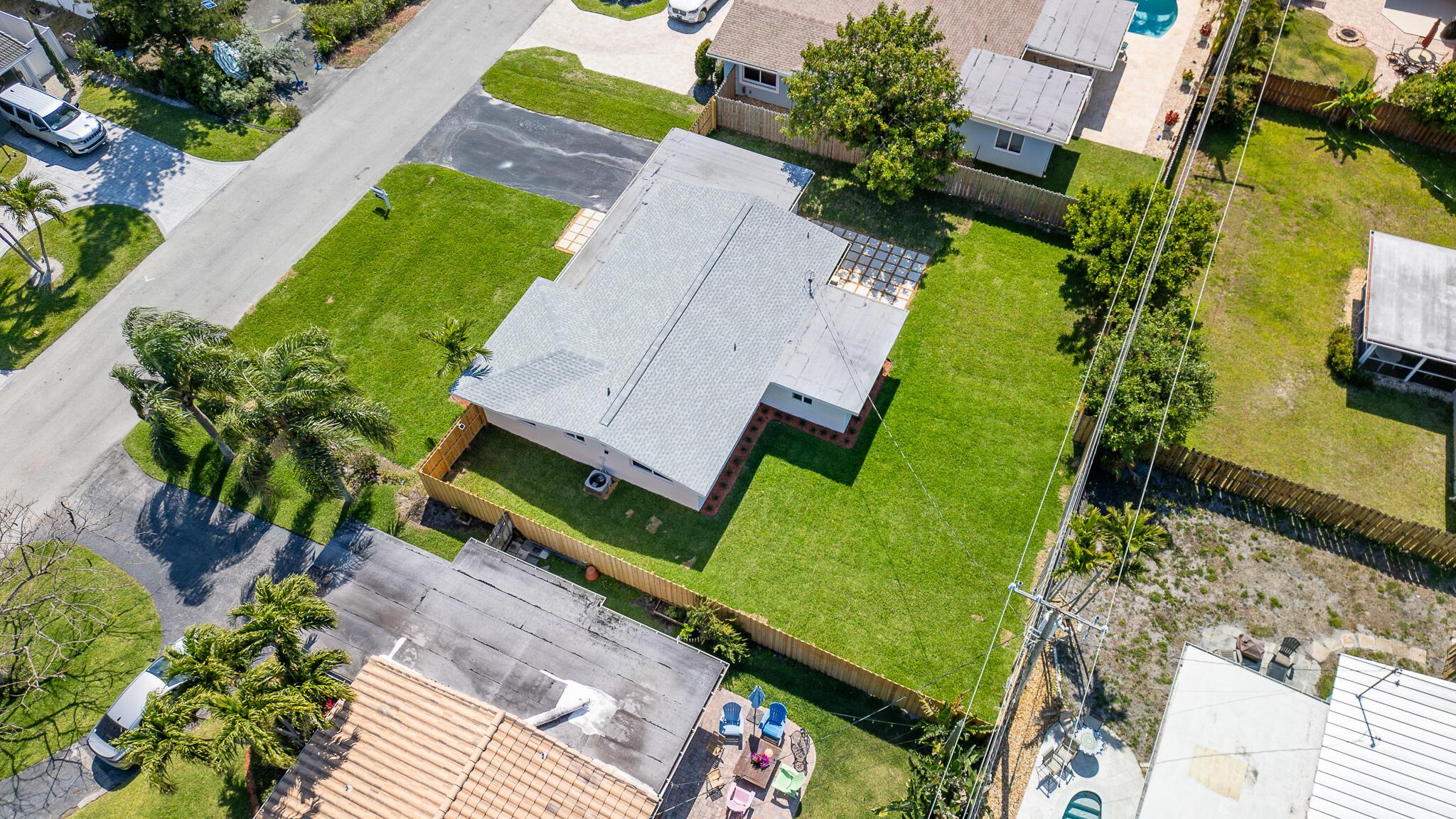 2771 NE 53rd Street