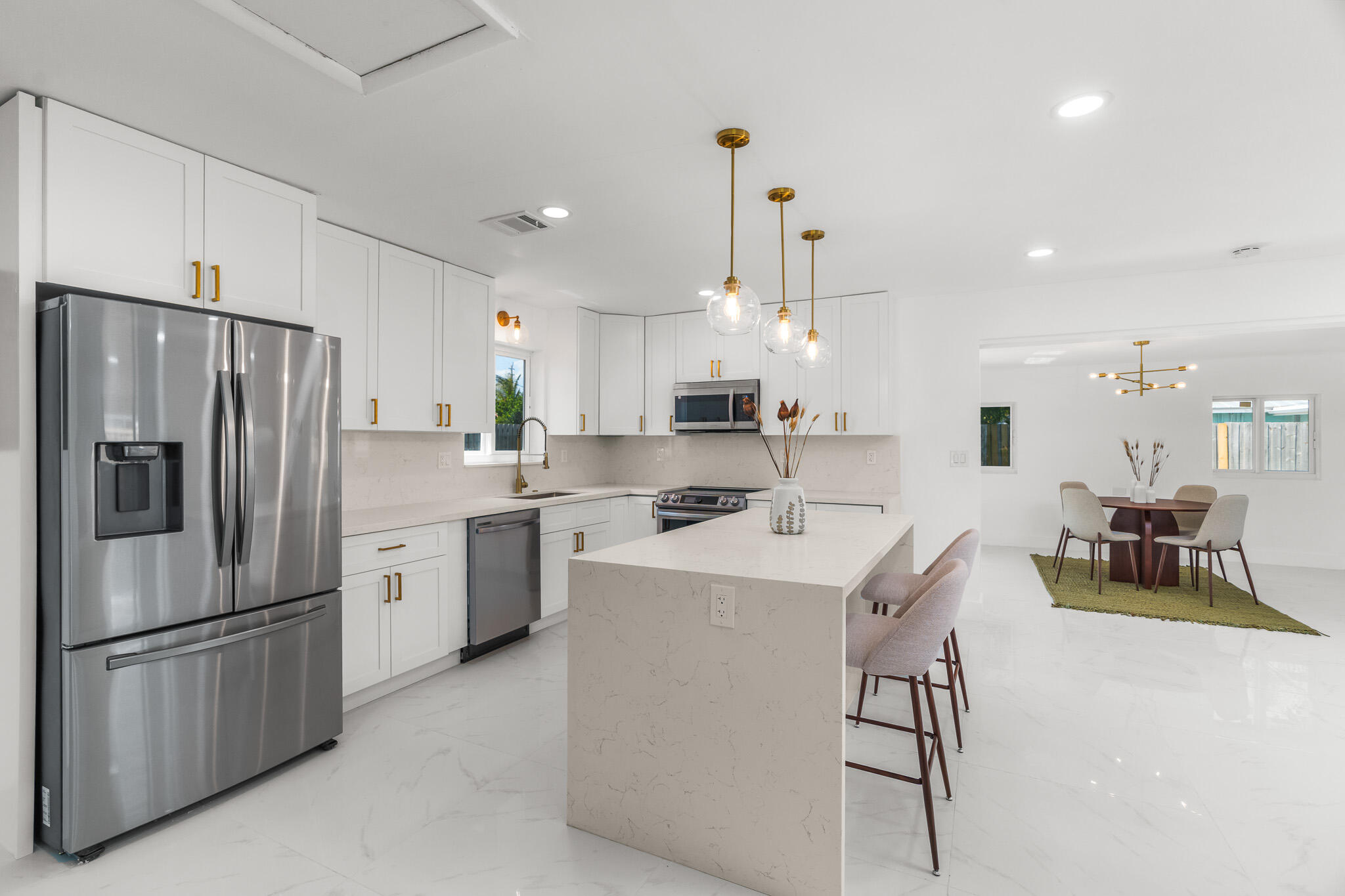 2771 NE 53rd Street