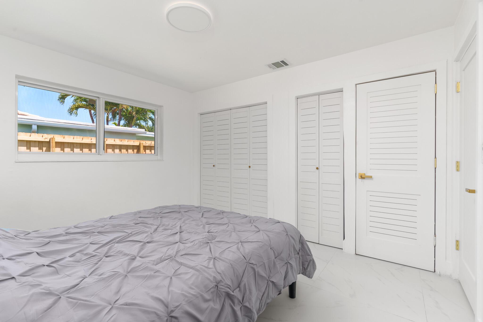 2771 NE 53rd Street
