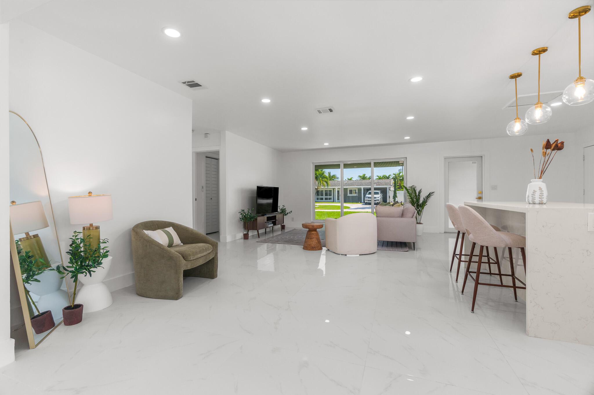 2771 NE 53rd Street