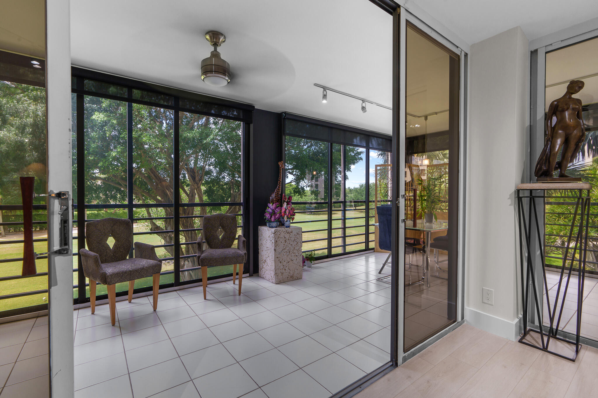 7572 Regency Lake Drive 302