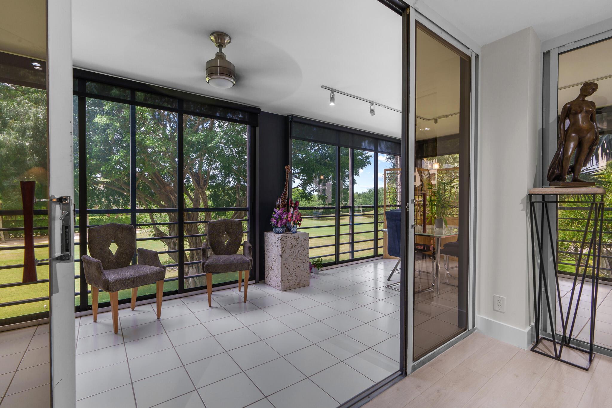 7572 Regency Lake Drive 302