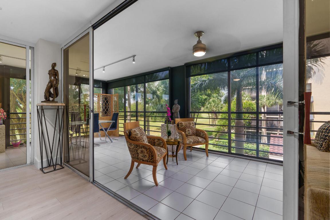 7572 Regency Lake Drive 302