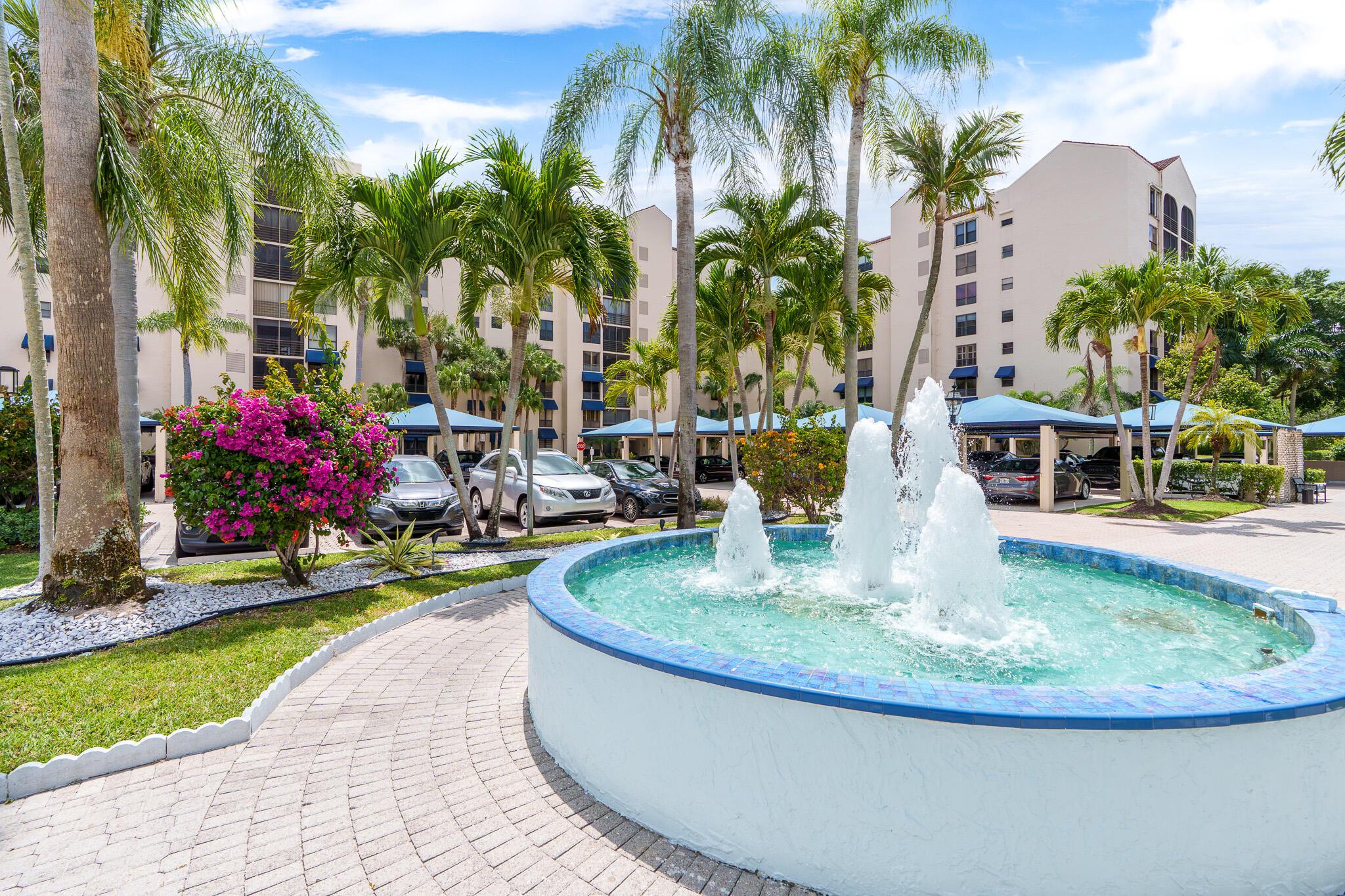 7572 Regency Lake Drive 302