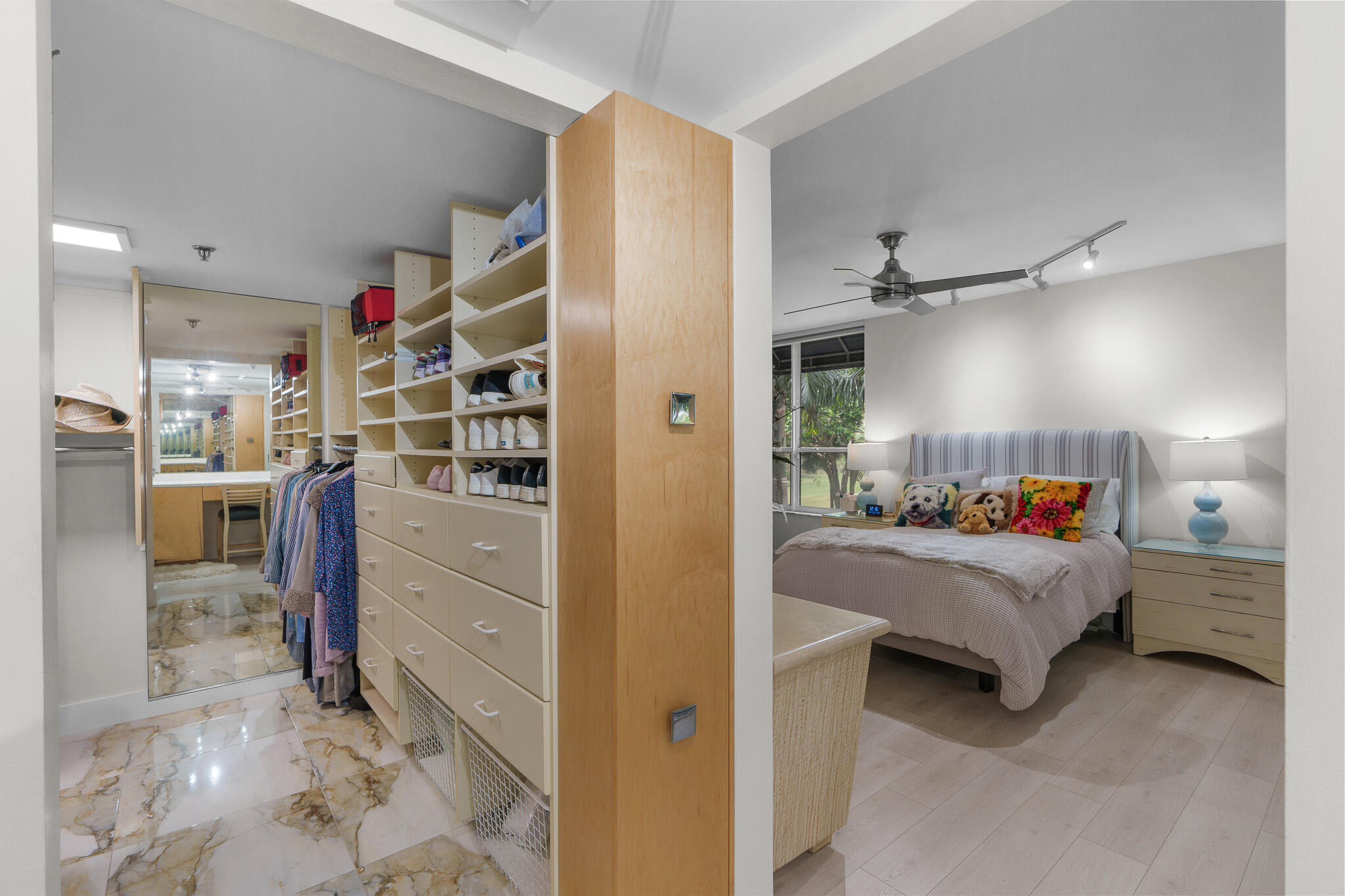 7572 Regency Lake Drive 302