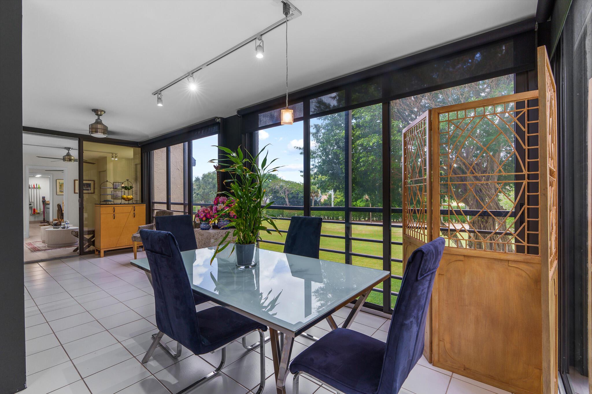 7572 Regency Lake Drive 302