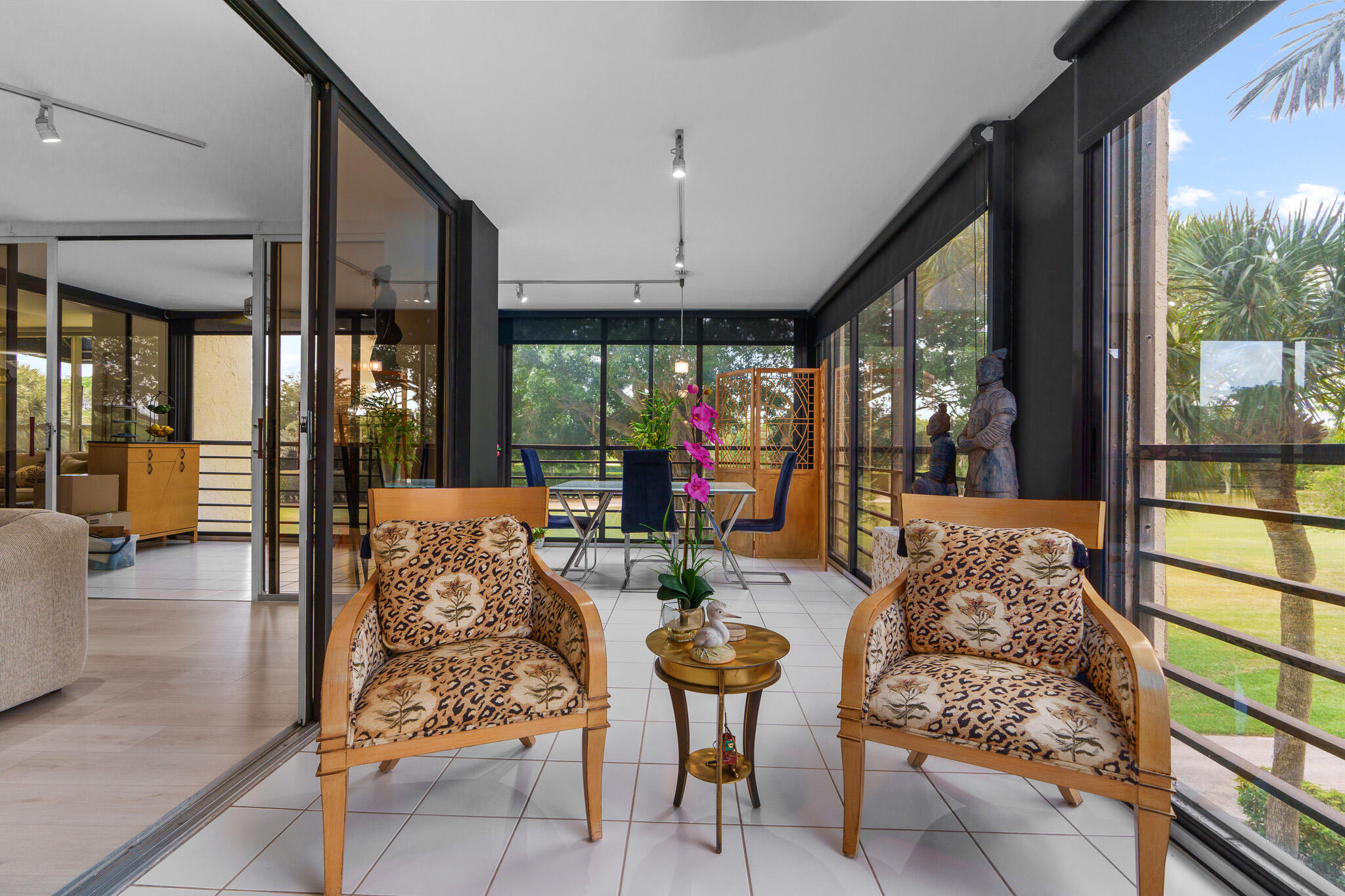 7572 Regency Lake Drive 302