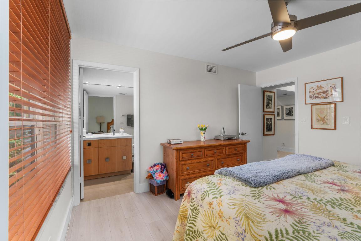 7572 Regency Lake Drive 302