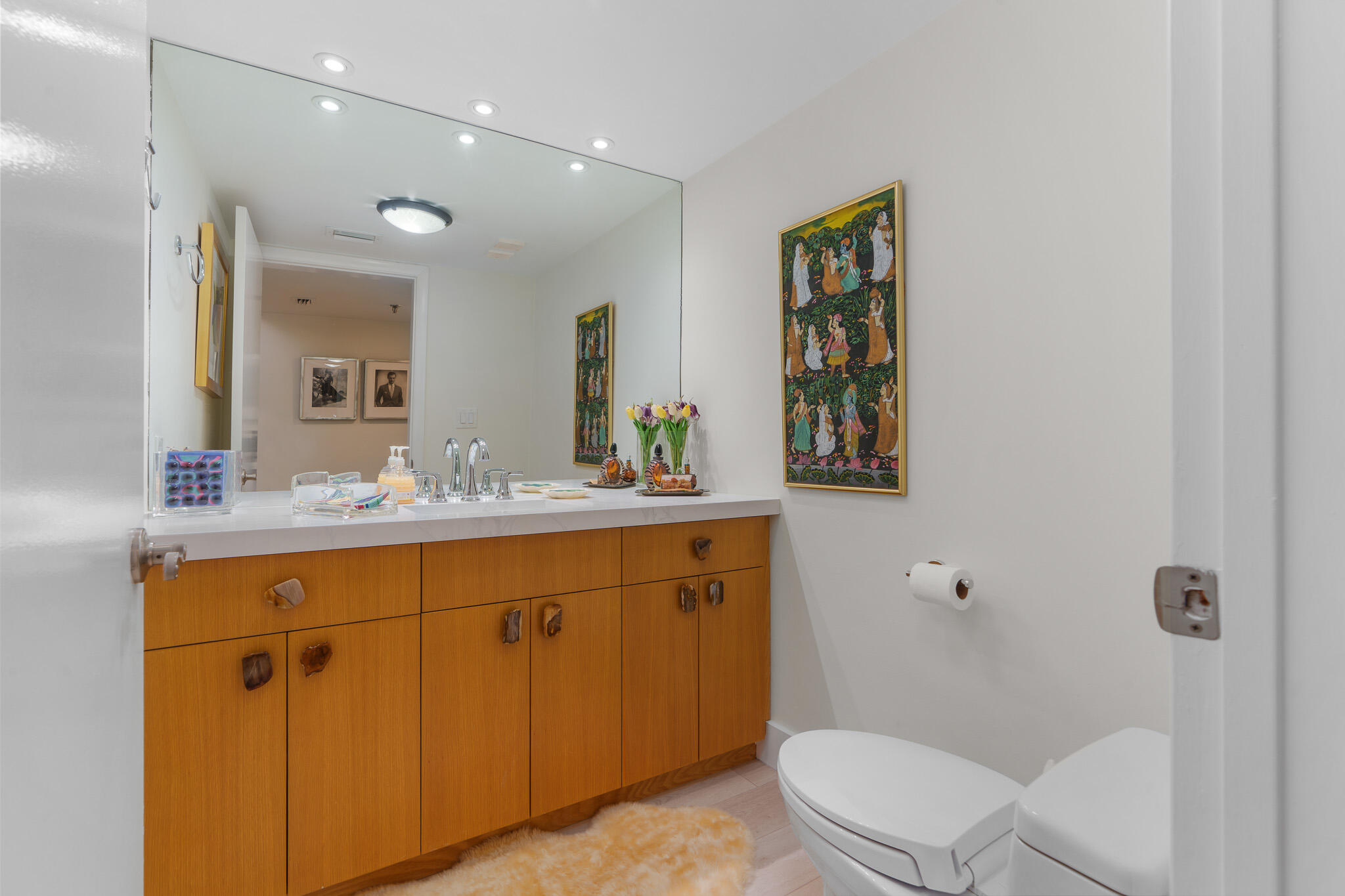 7572 Regency Lake Drive 302