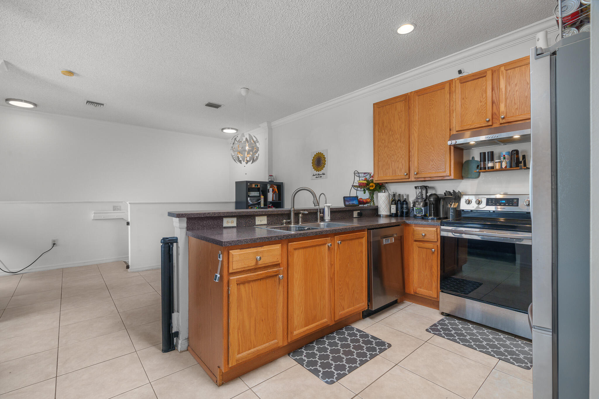 2879 Crestwood Terrace 1202