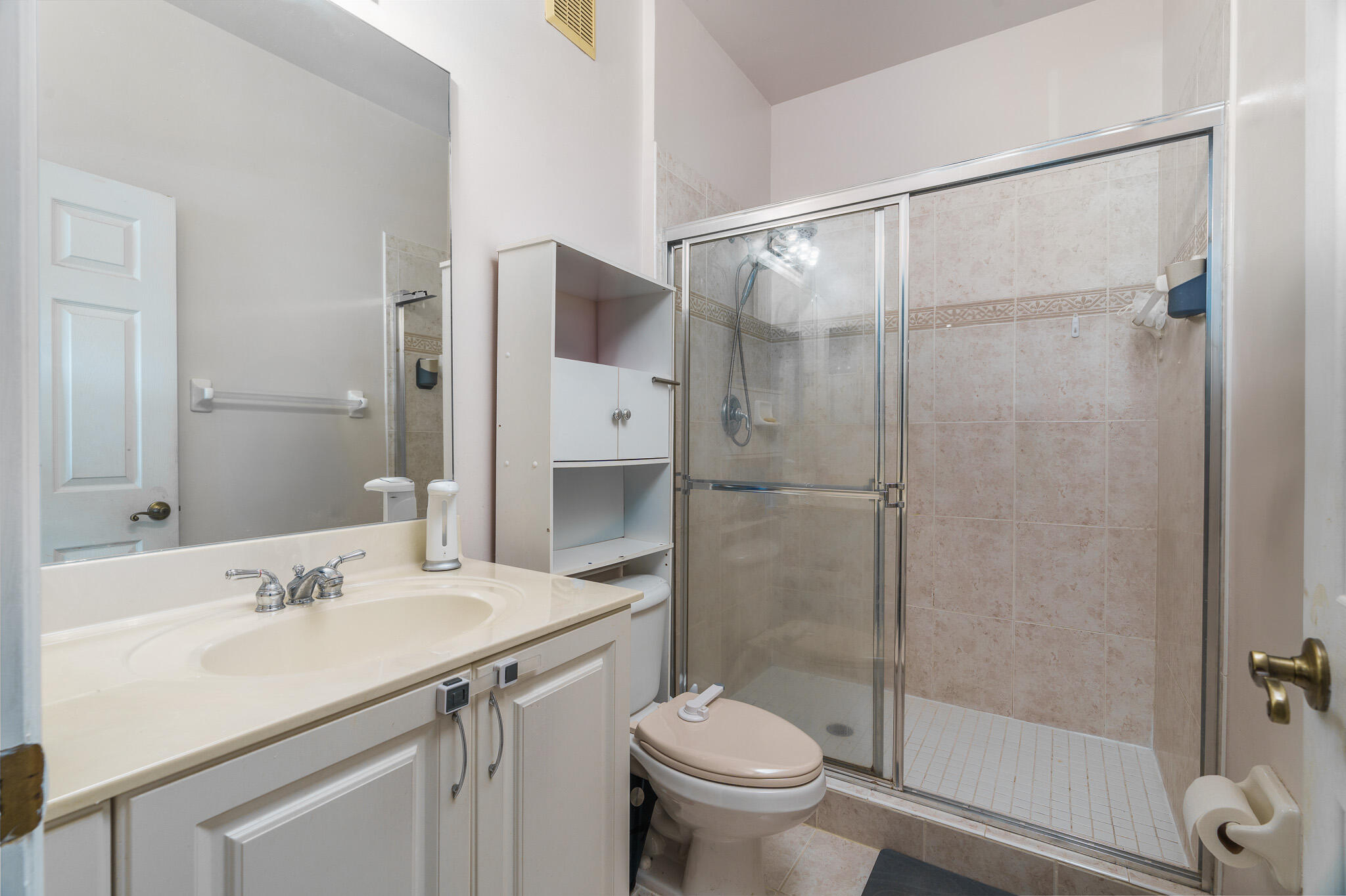 2879 Crestwood Terrace 1202