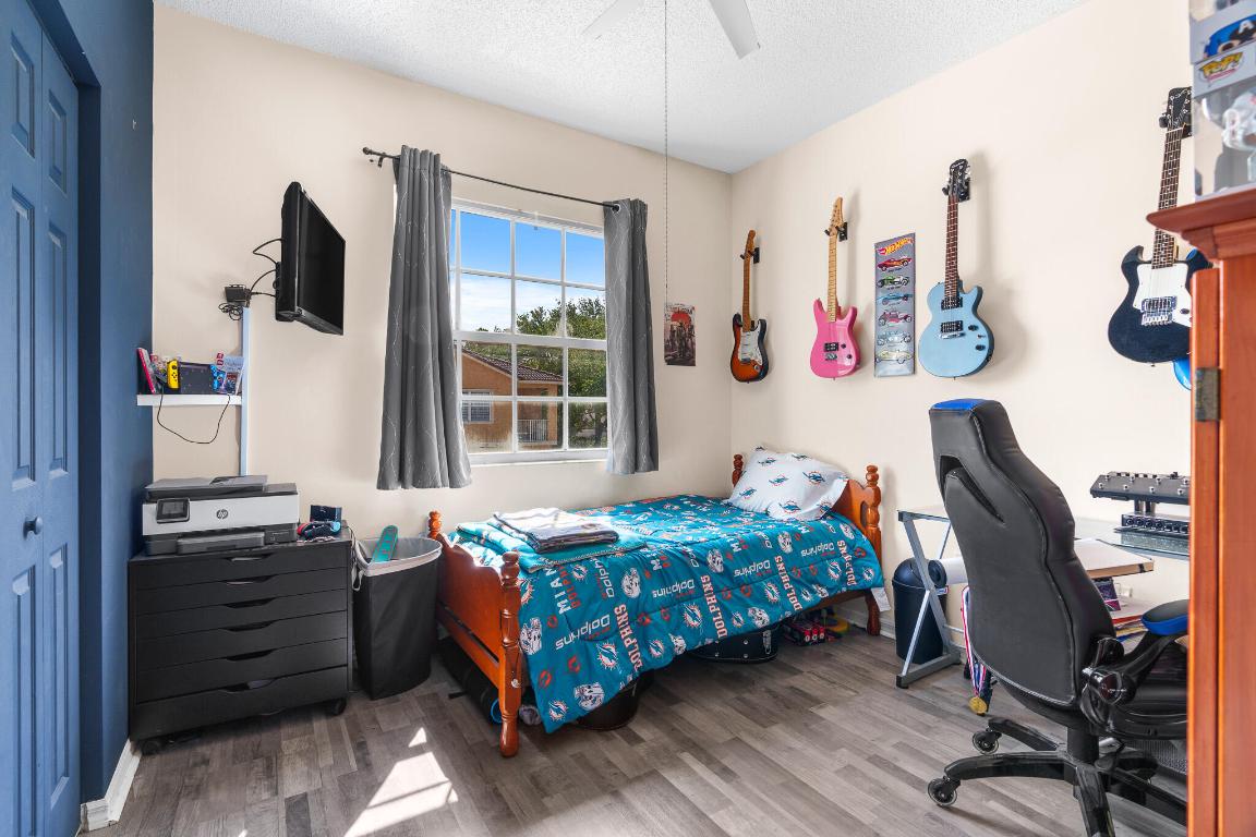 2879 Crestwood Terrace 1202