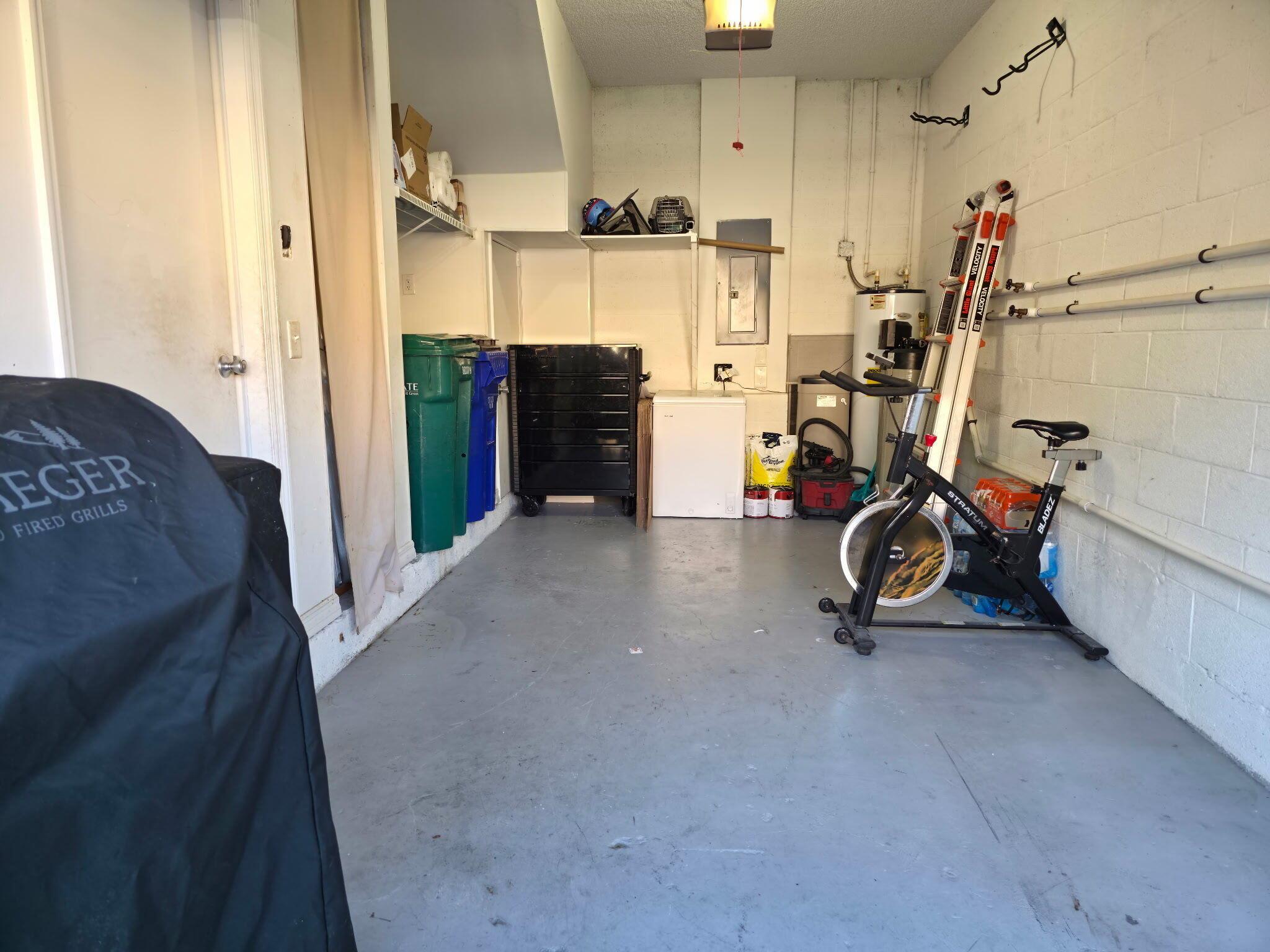 2879 Crestwood Terrace 1202