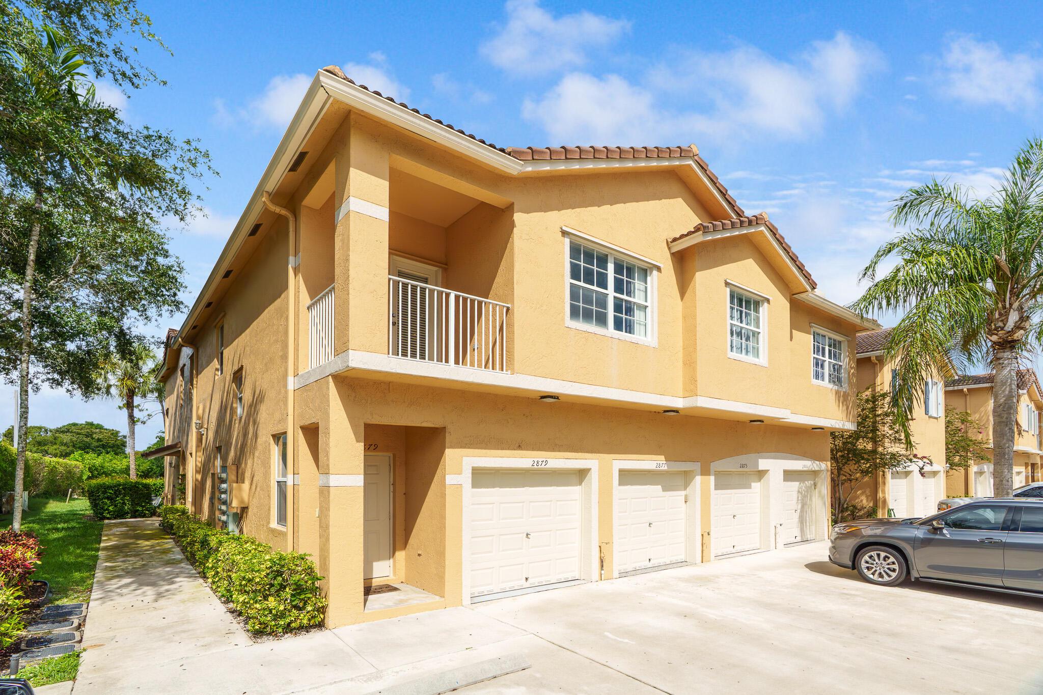 2879 Crestwood Terrace 1202