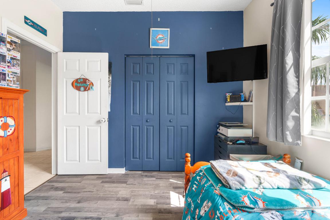 2879 Crestwood Terrace 1202