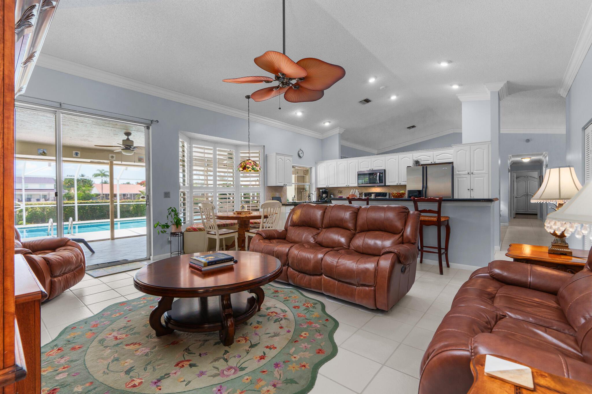 11199 Island Lakes Lane