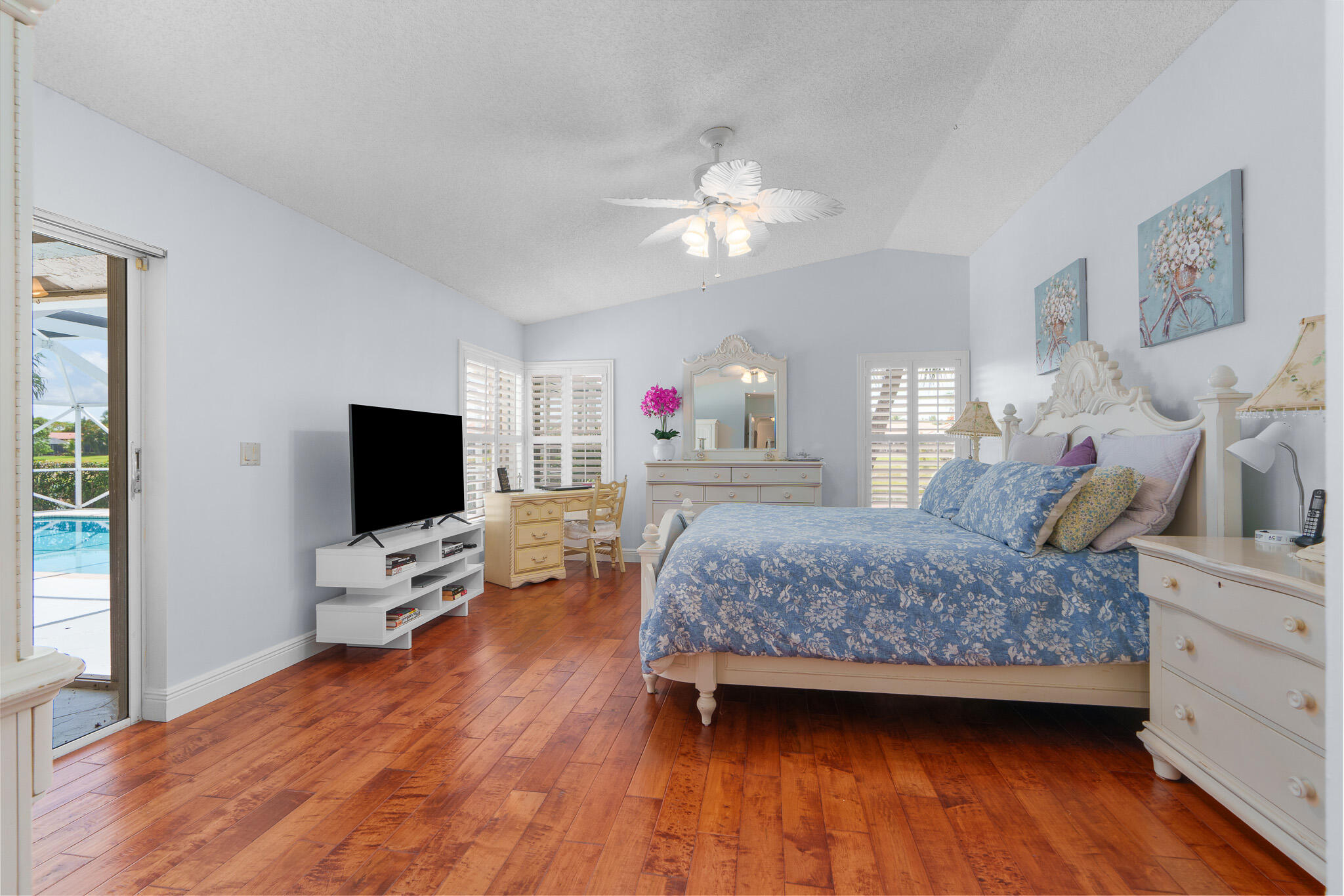 11199 Island Lakes Lane