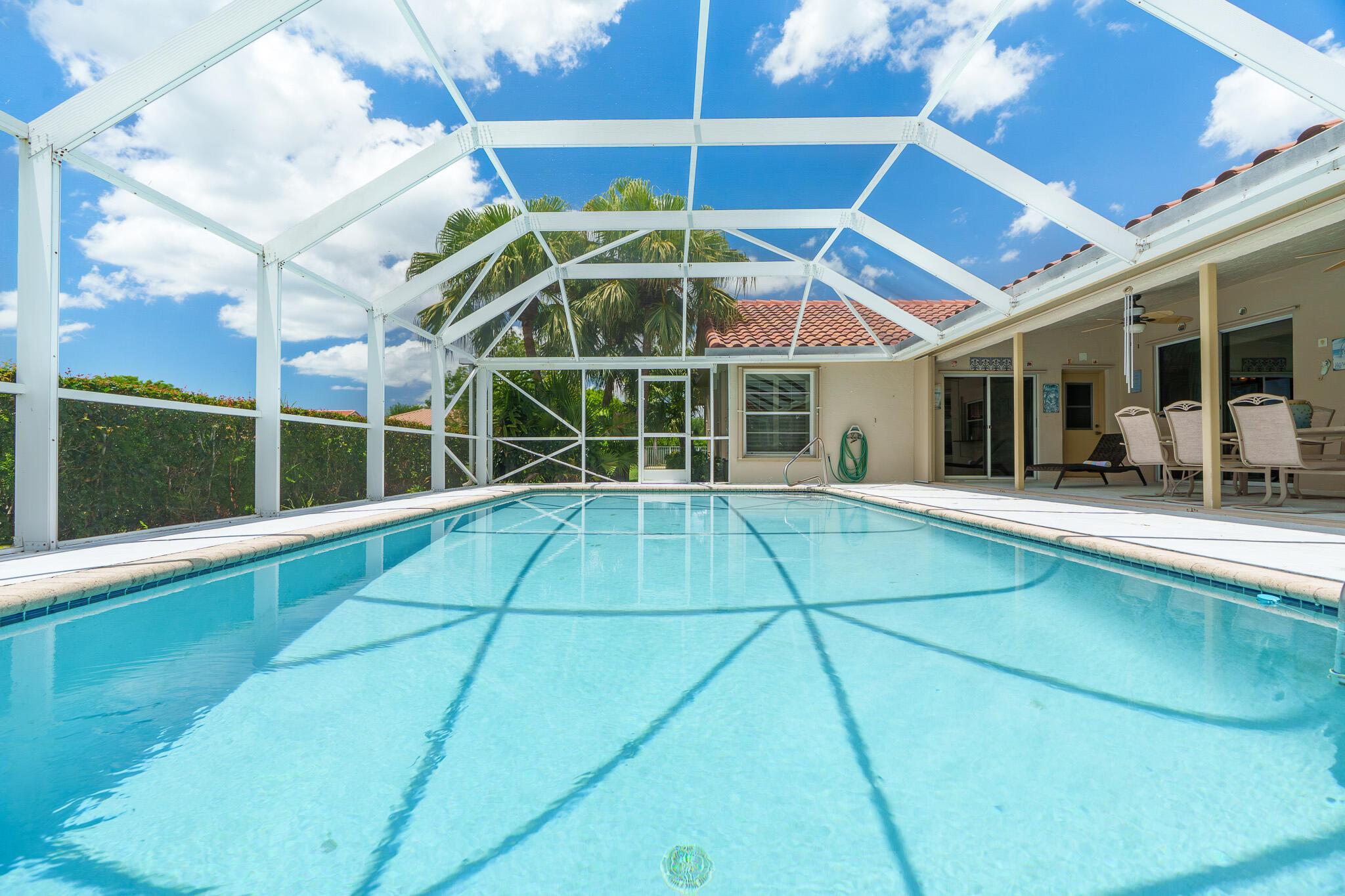 11199 Island Lakes Lane