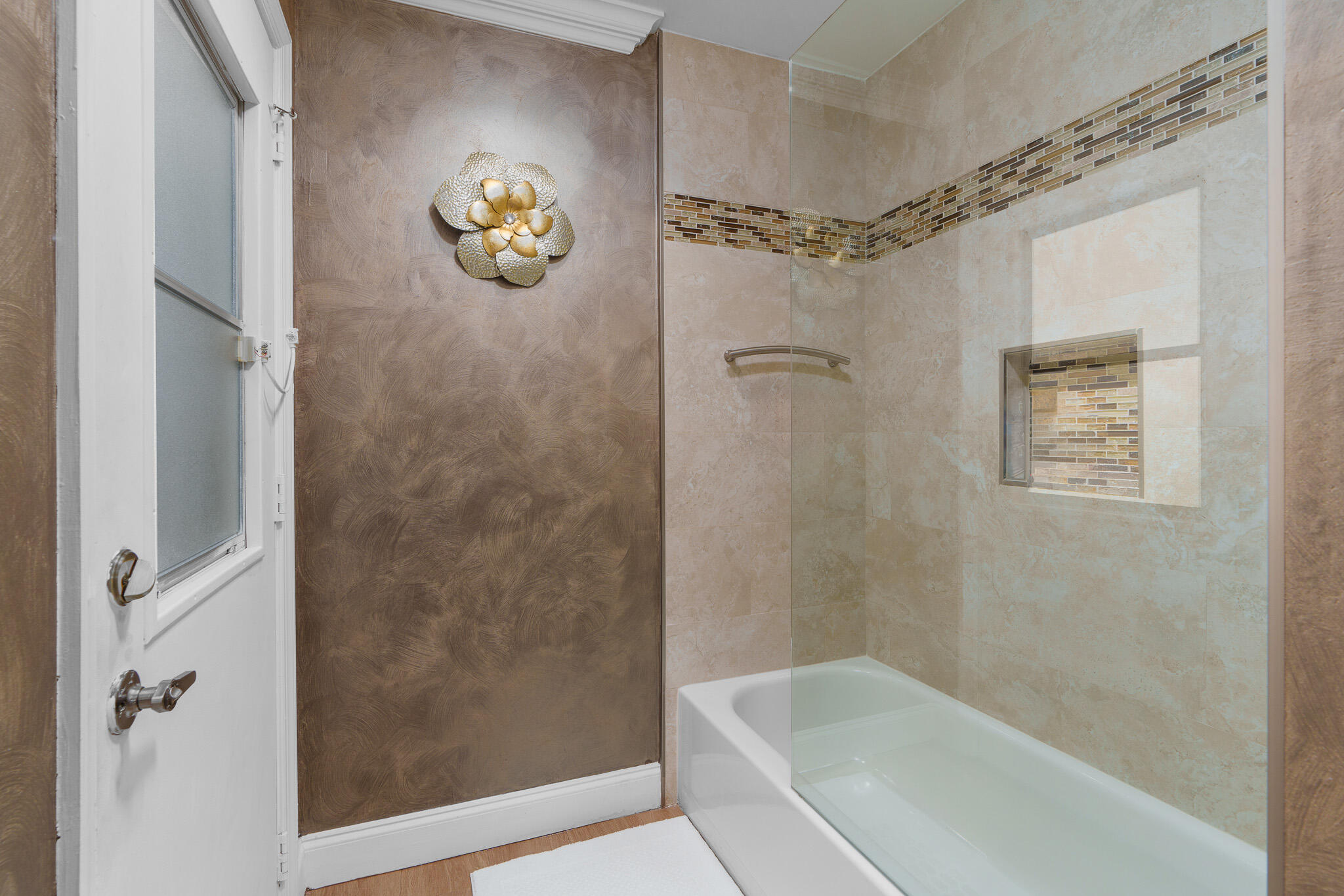 11199 Island Lakes Lane