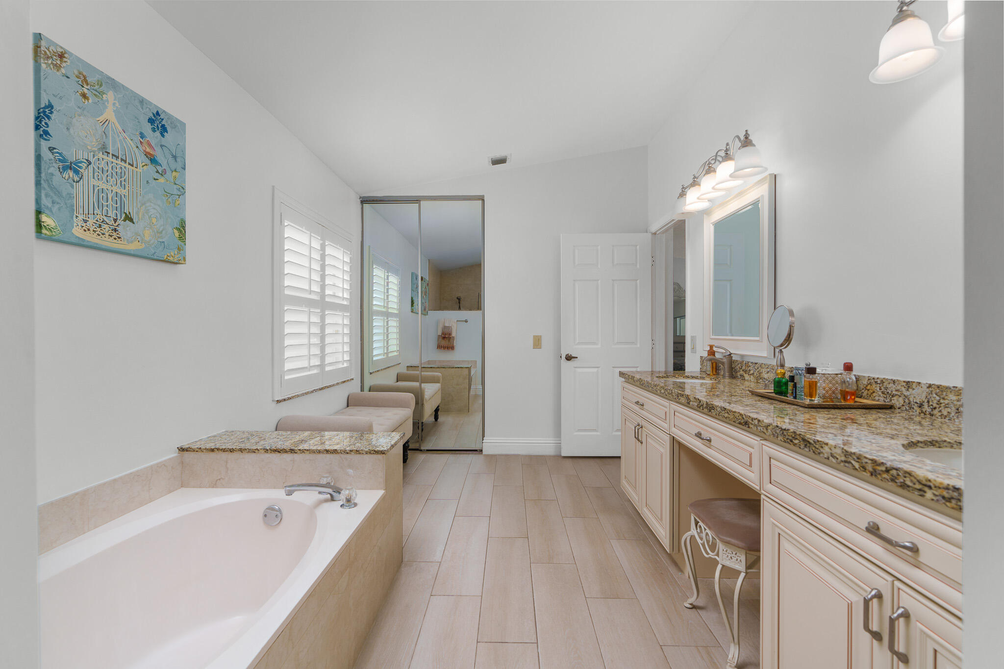 11199 Island Lakes Lane