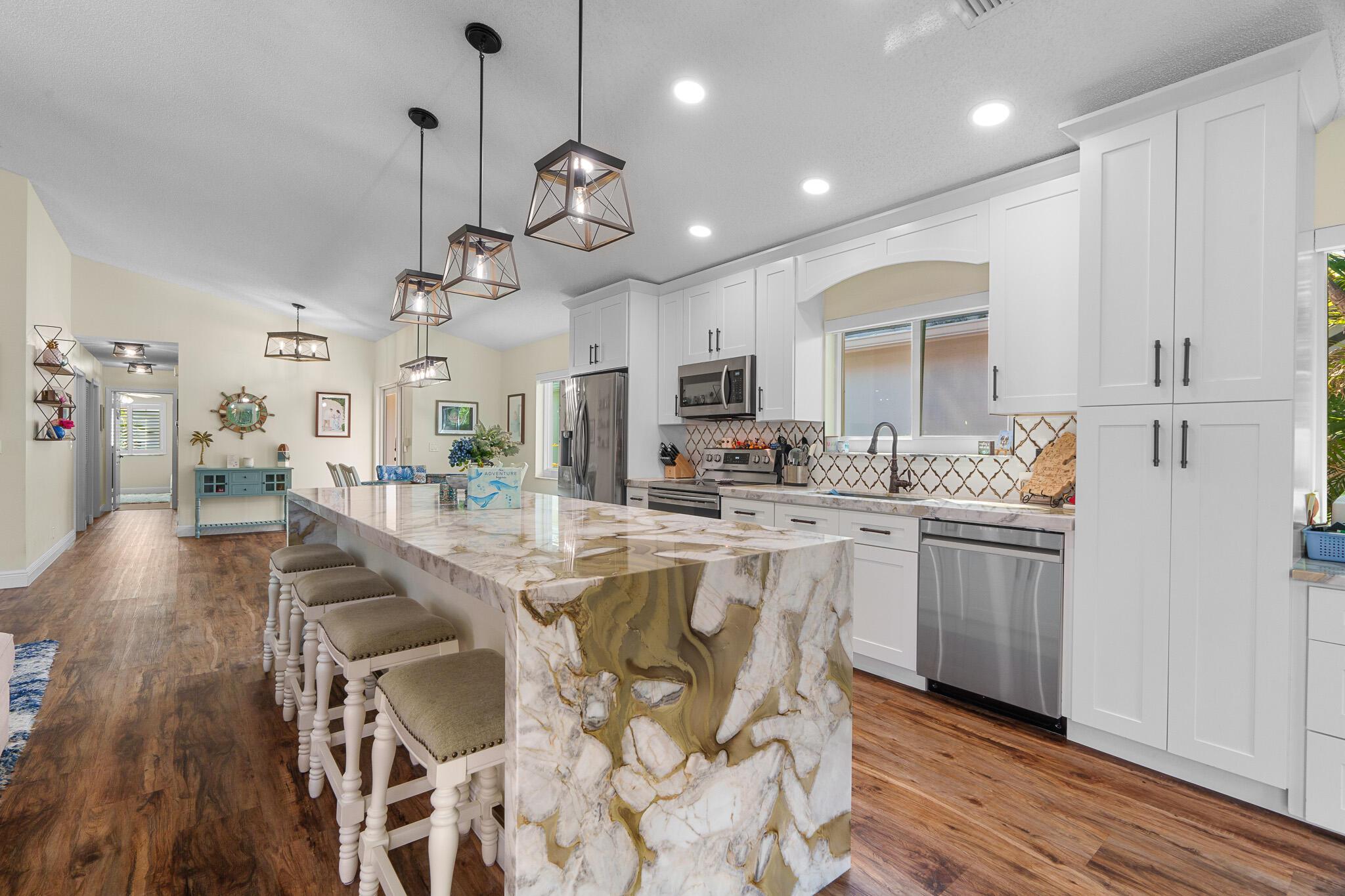 7884 Travlers Tree Drive