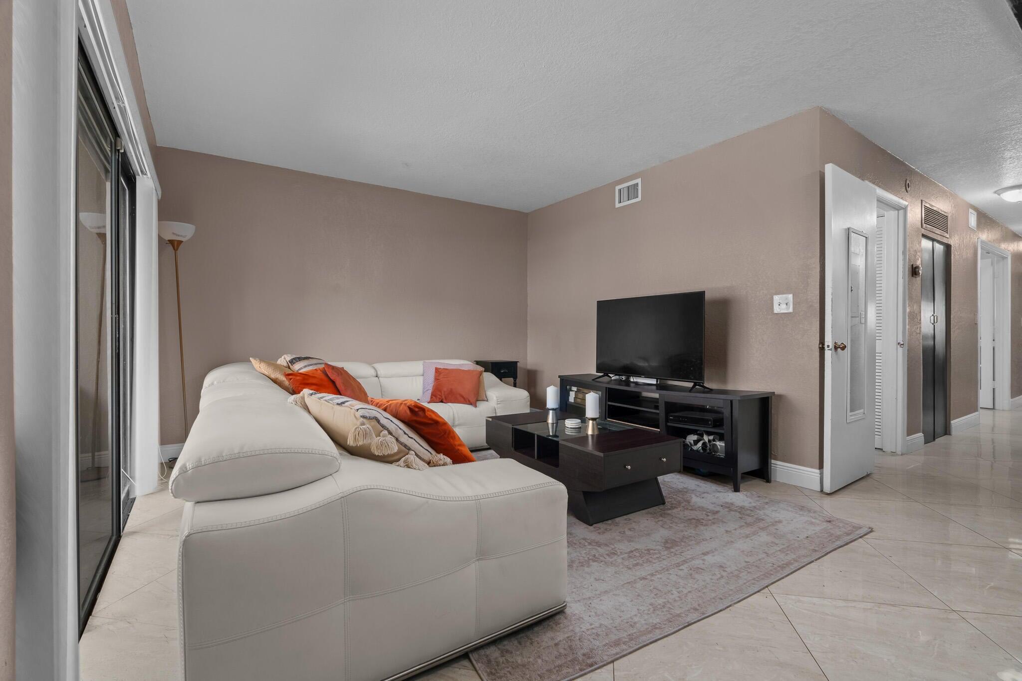 7670 NW 79th Avenue O3